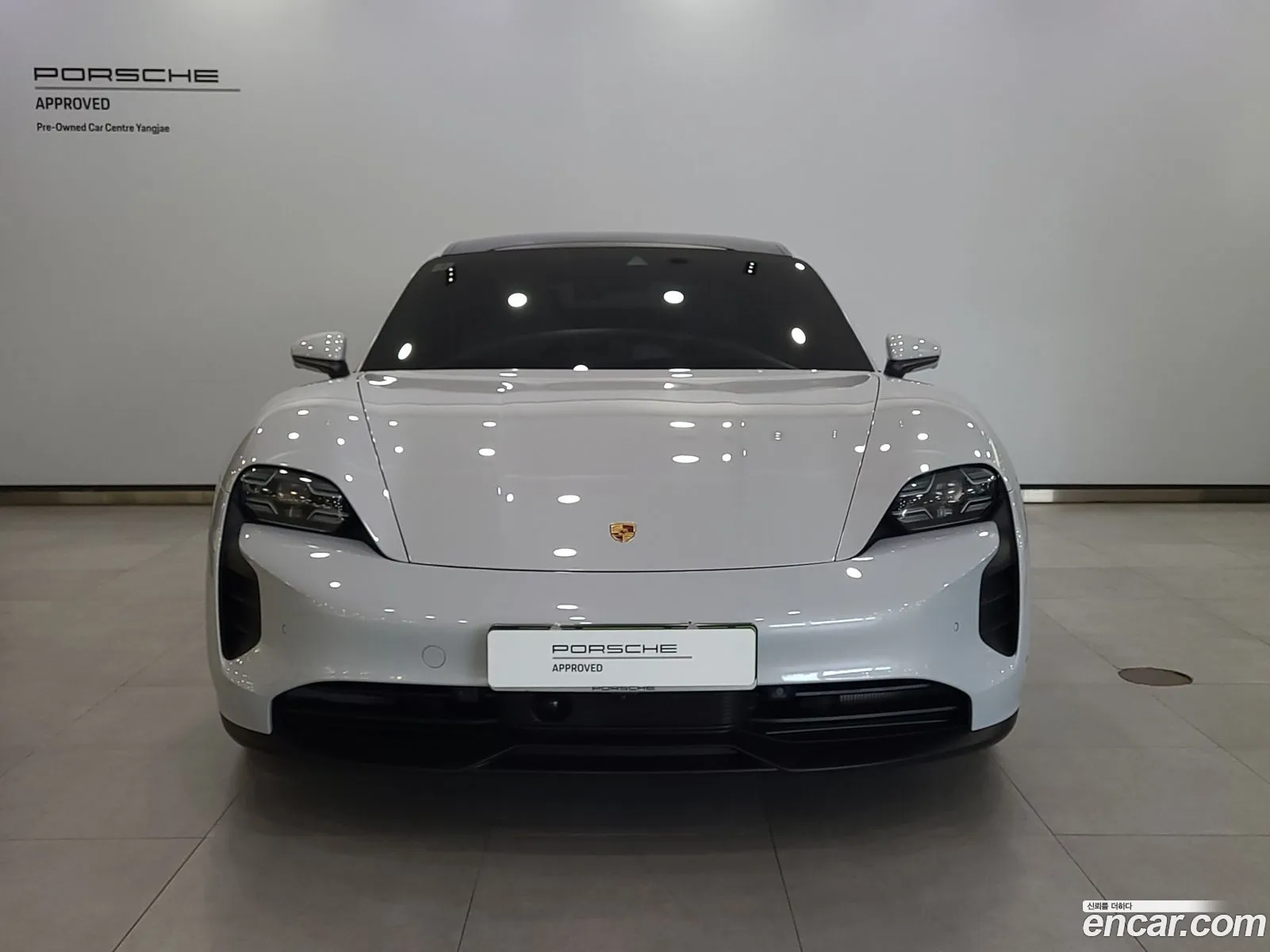 Porsche Taycan 2024 — 2