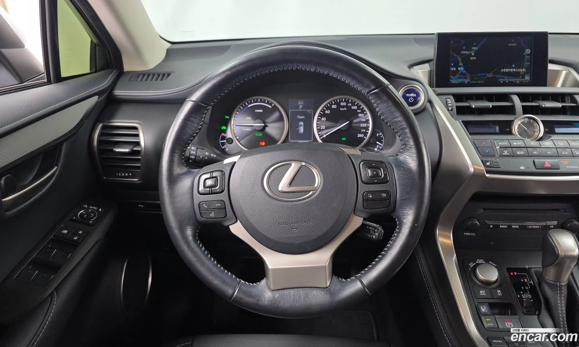 Lexus NX300h
