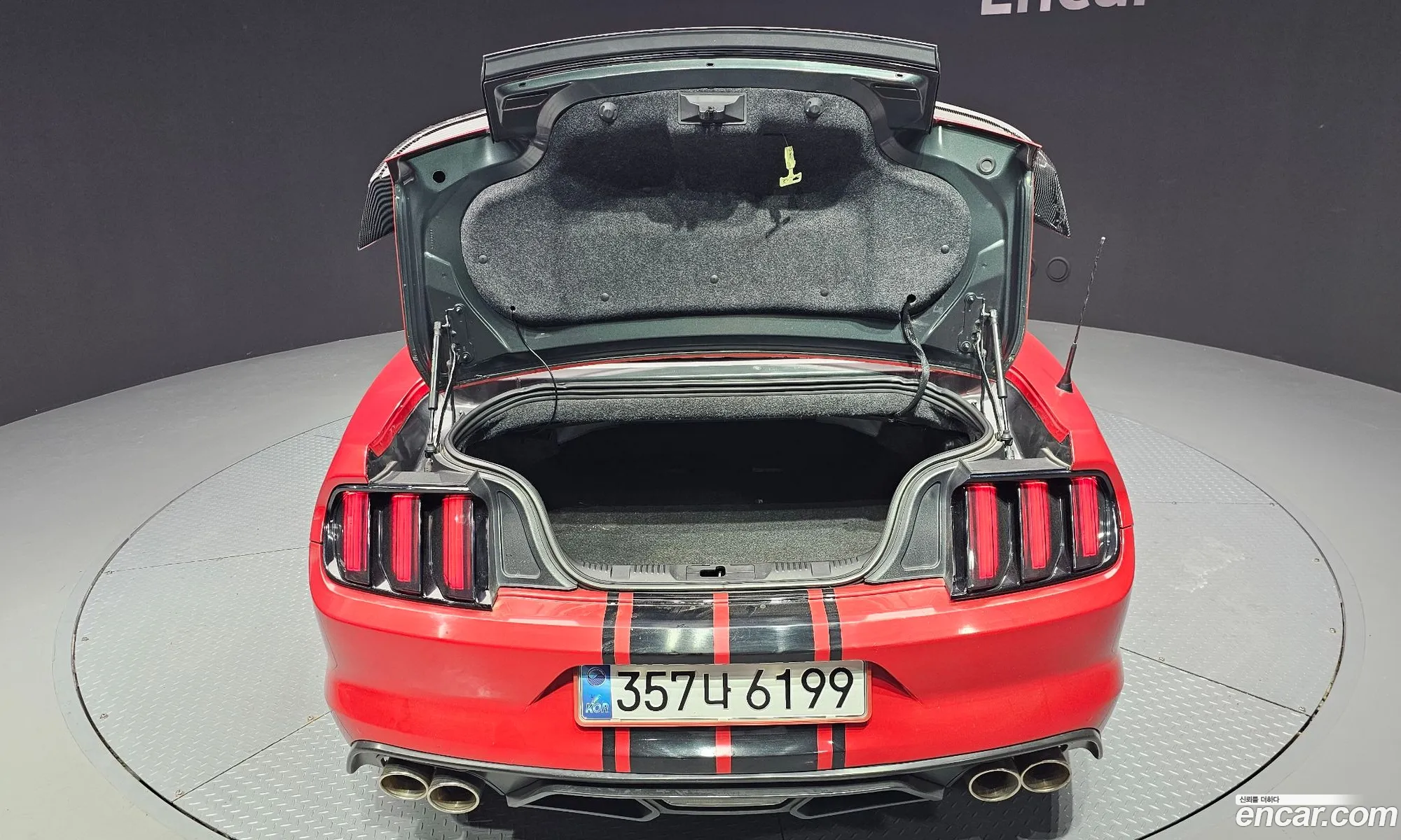 Ford Mustang 2016 1FATP8FF7G5240085 — 2