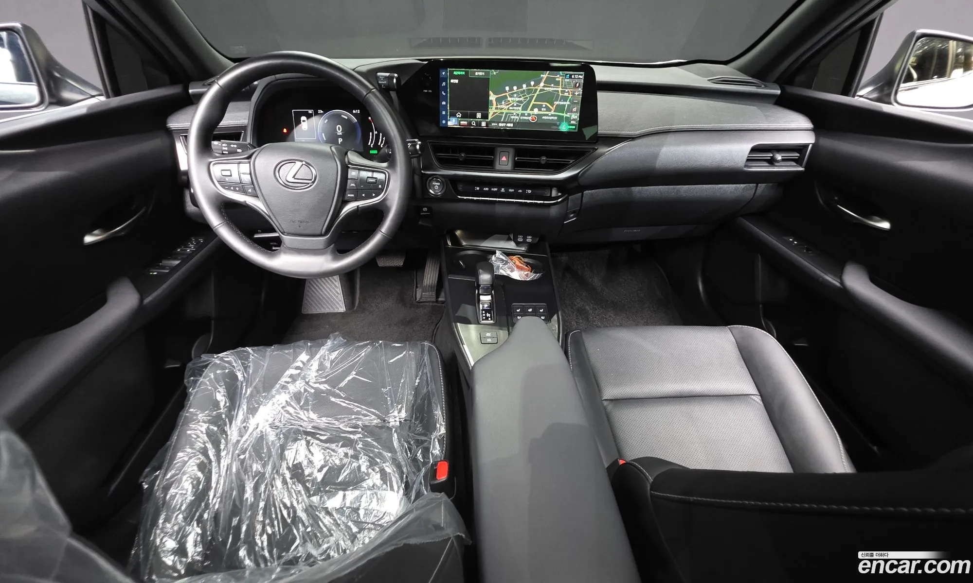 Lexus UX300h 2024 JTHYBJAH888888888 — 15