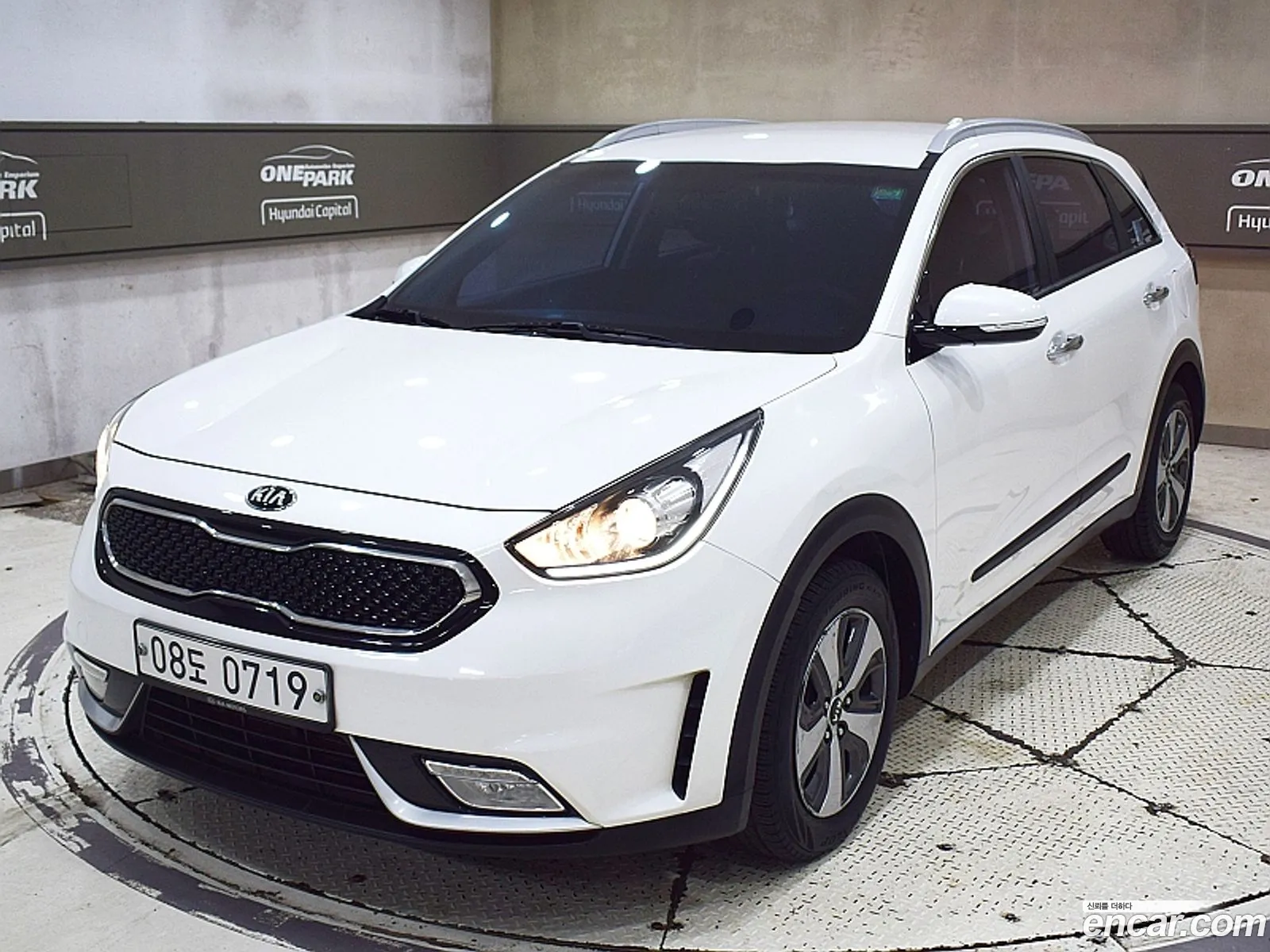 Kia Niro 2016 — 3