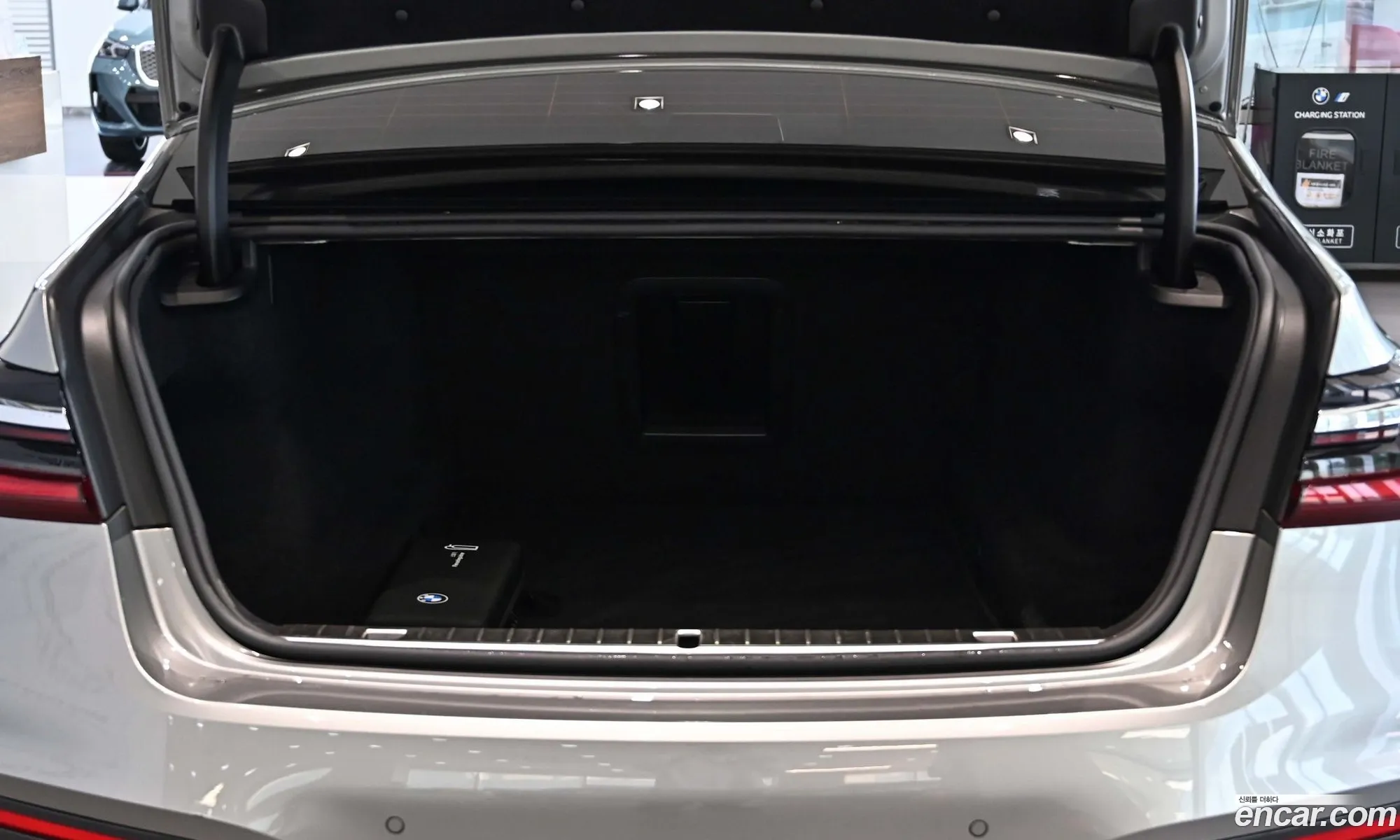 BMW 7 Series 2022 — 18