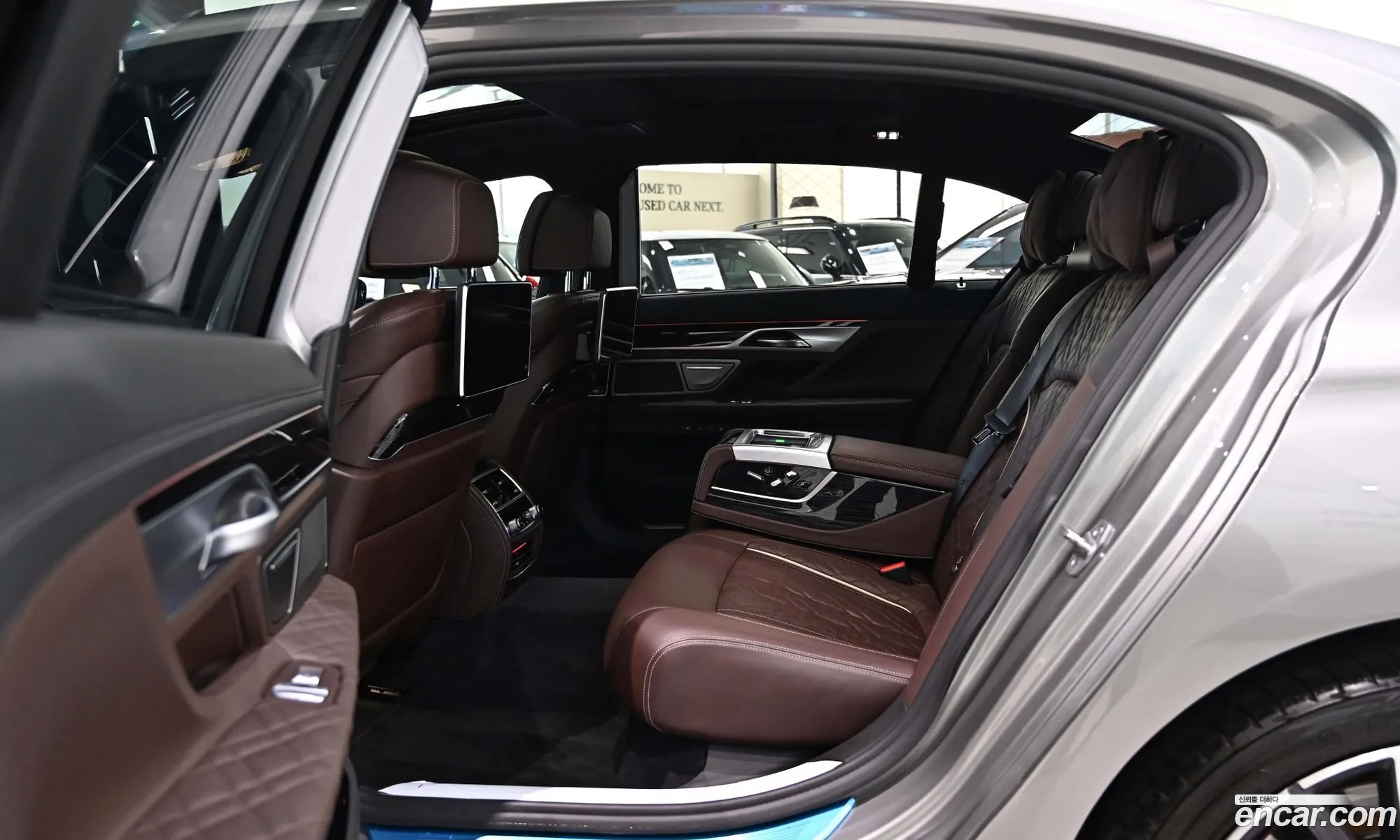 BMW 7 Series 2022 — 11