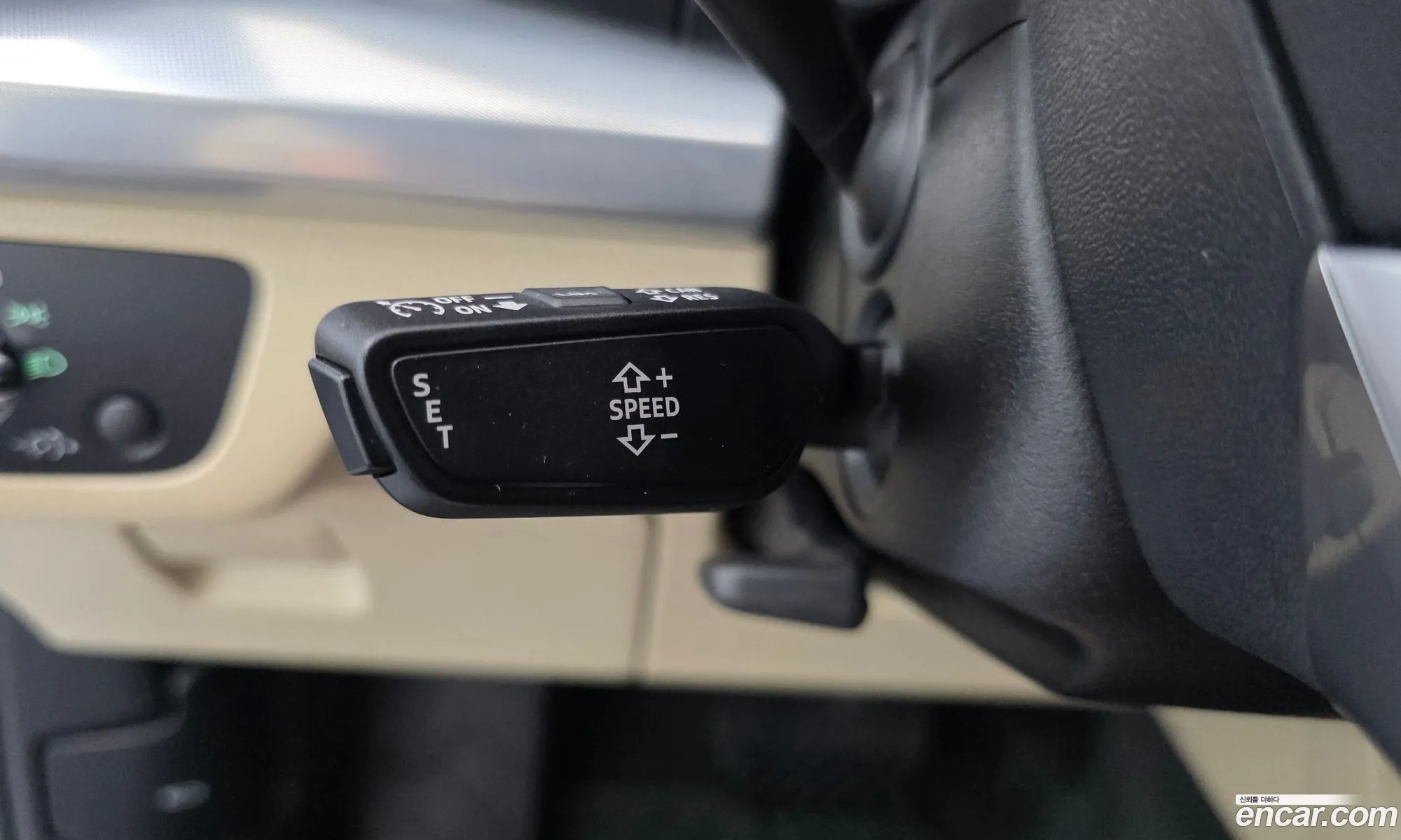 Audi Q5 2022 WAUZZZFY5N2074456 — 27
