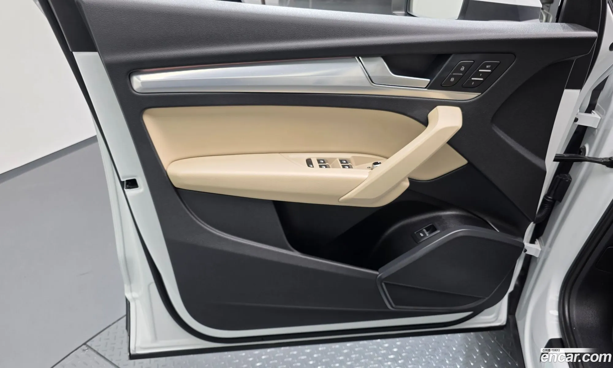 Audi Q5 2022 WAUZZZFY5N2074456 — 34