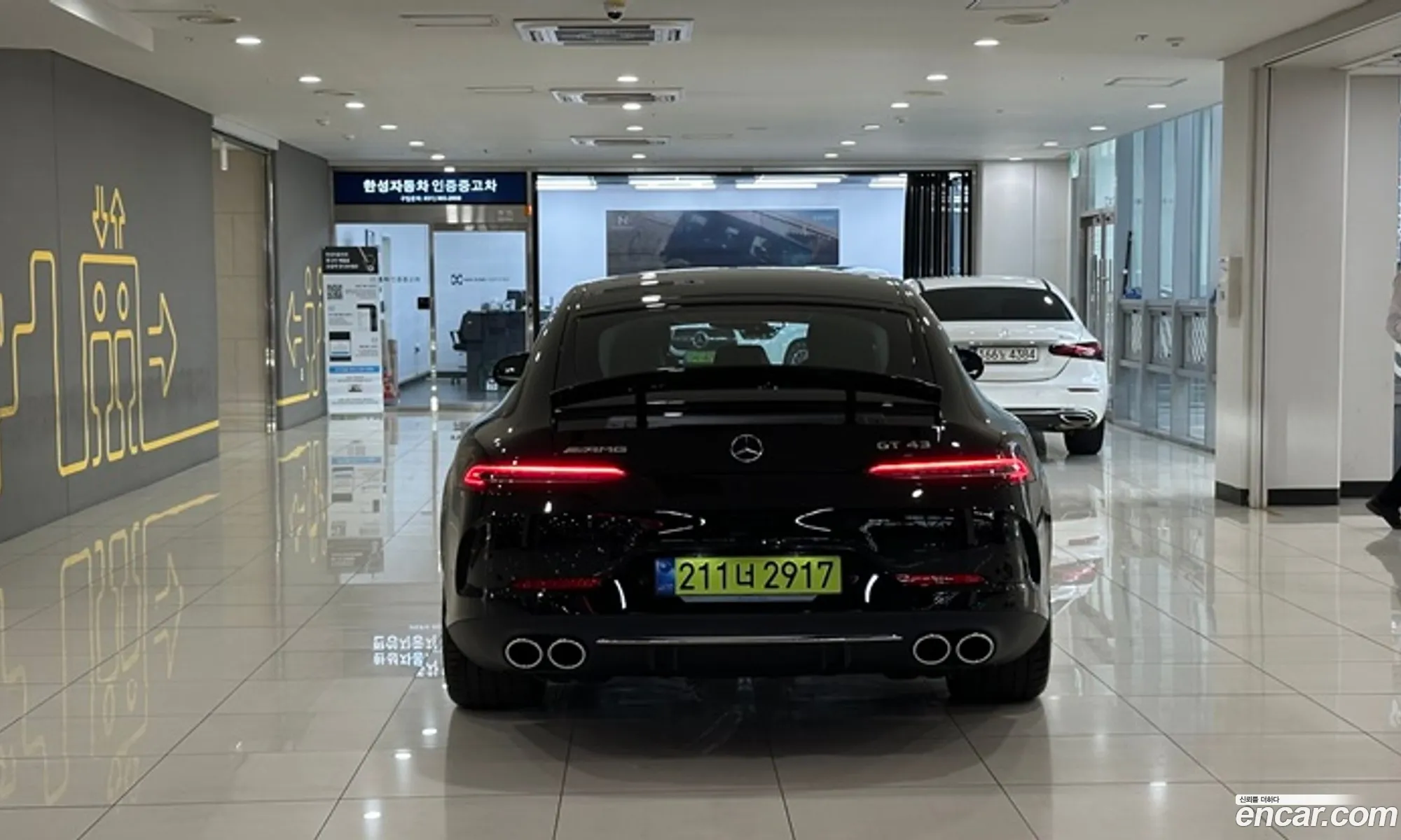 Mercedes-Benz AMG GT 2025 — 3