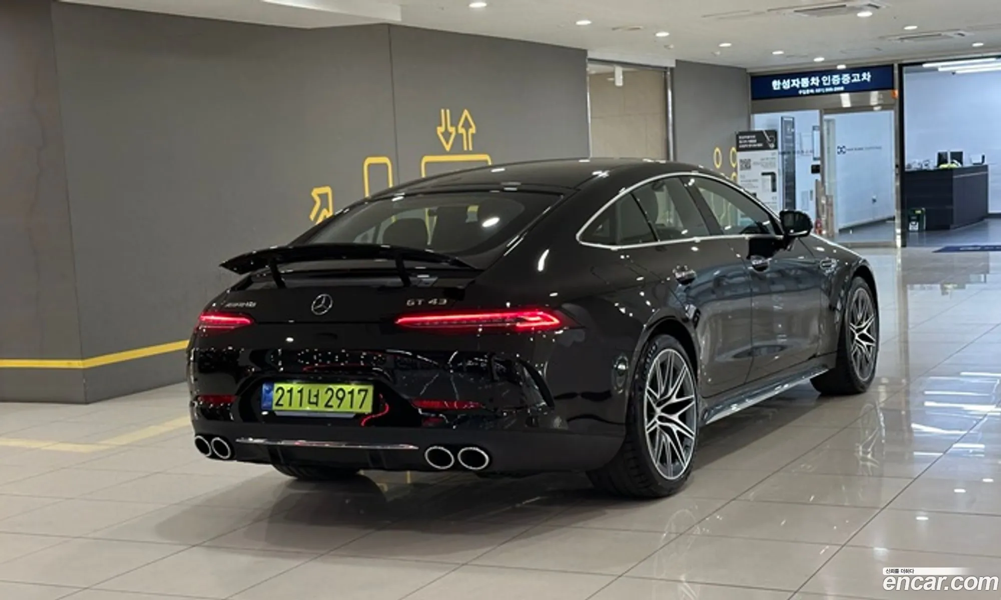 Mercedes-Benz AMG GT 2025 — 6