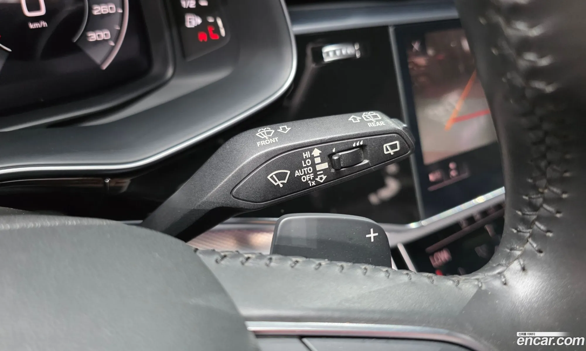 Audi Q8 2020 WAUZZZF16LD021432 — 20