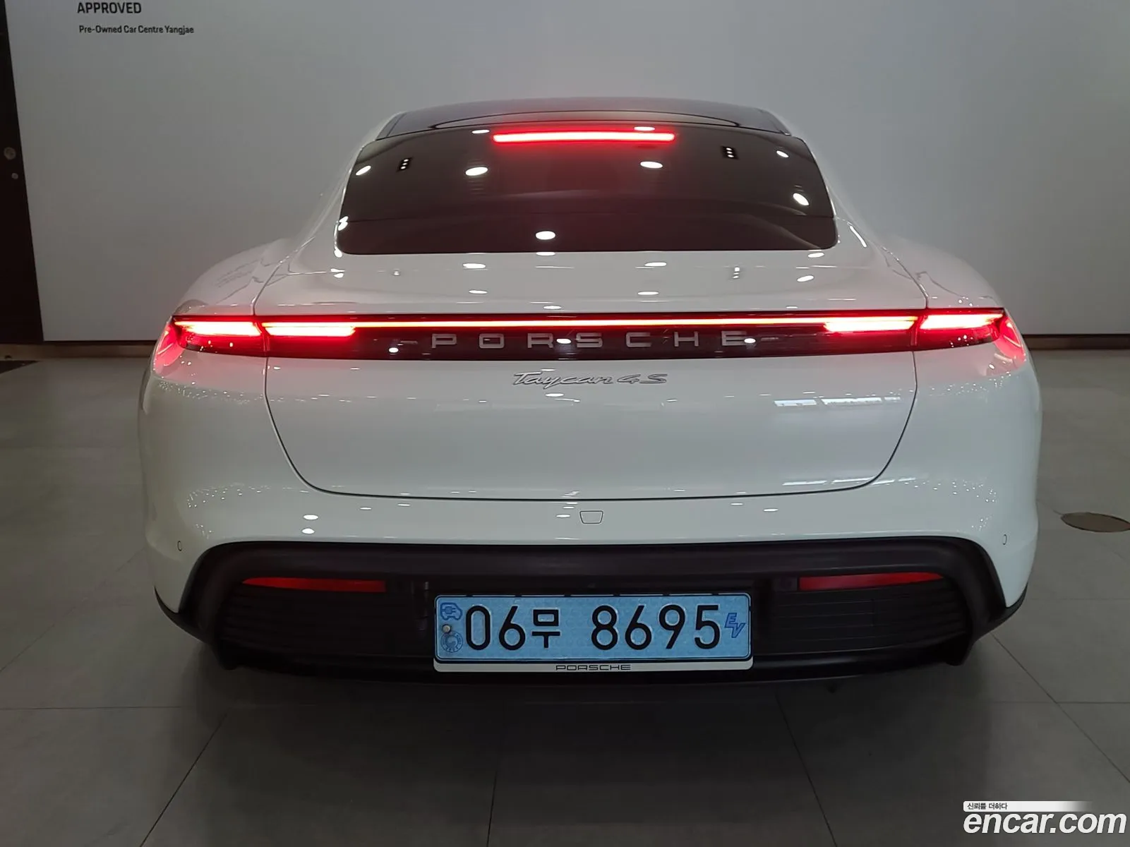Porsche Taycan 2022 — 13