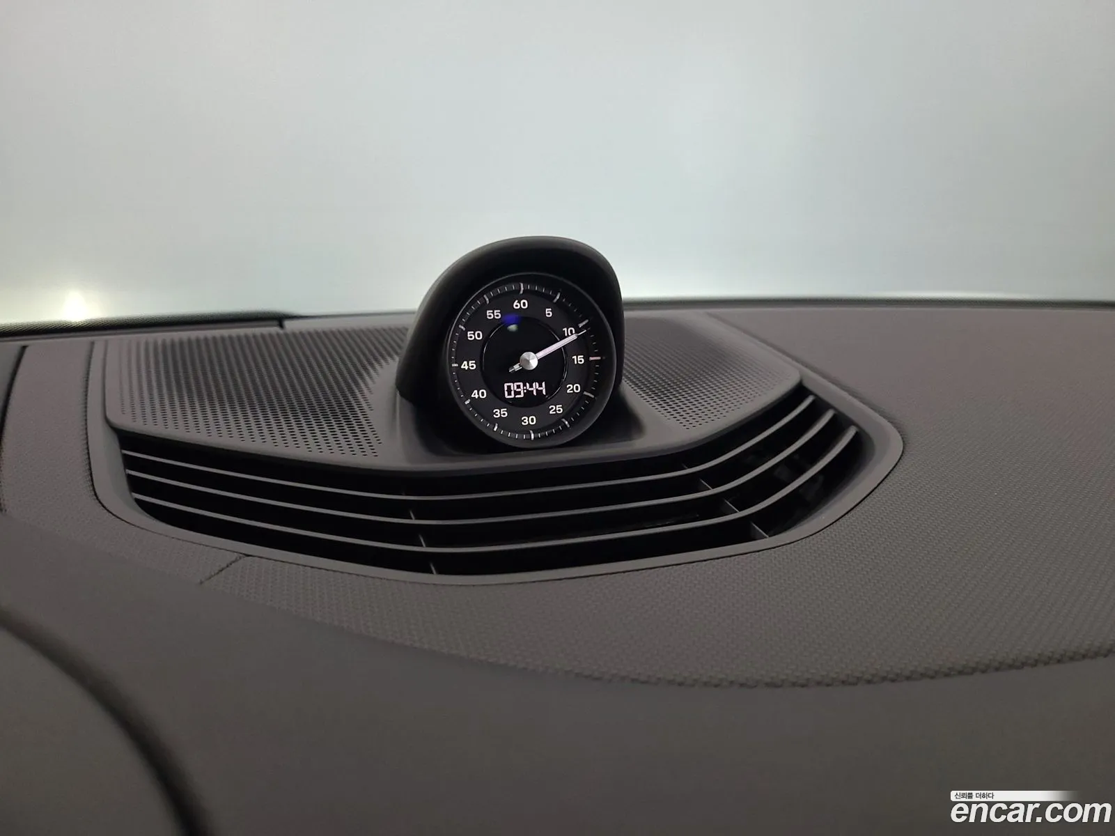 Porsche Taycan 2022 — 11
