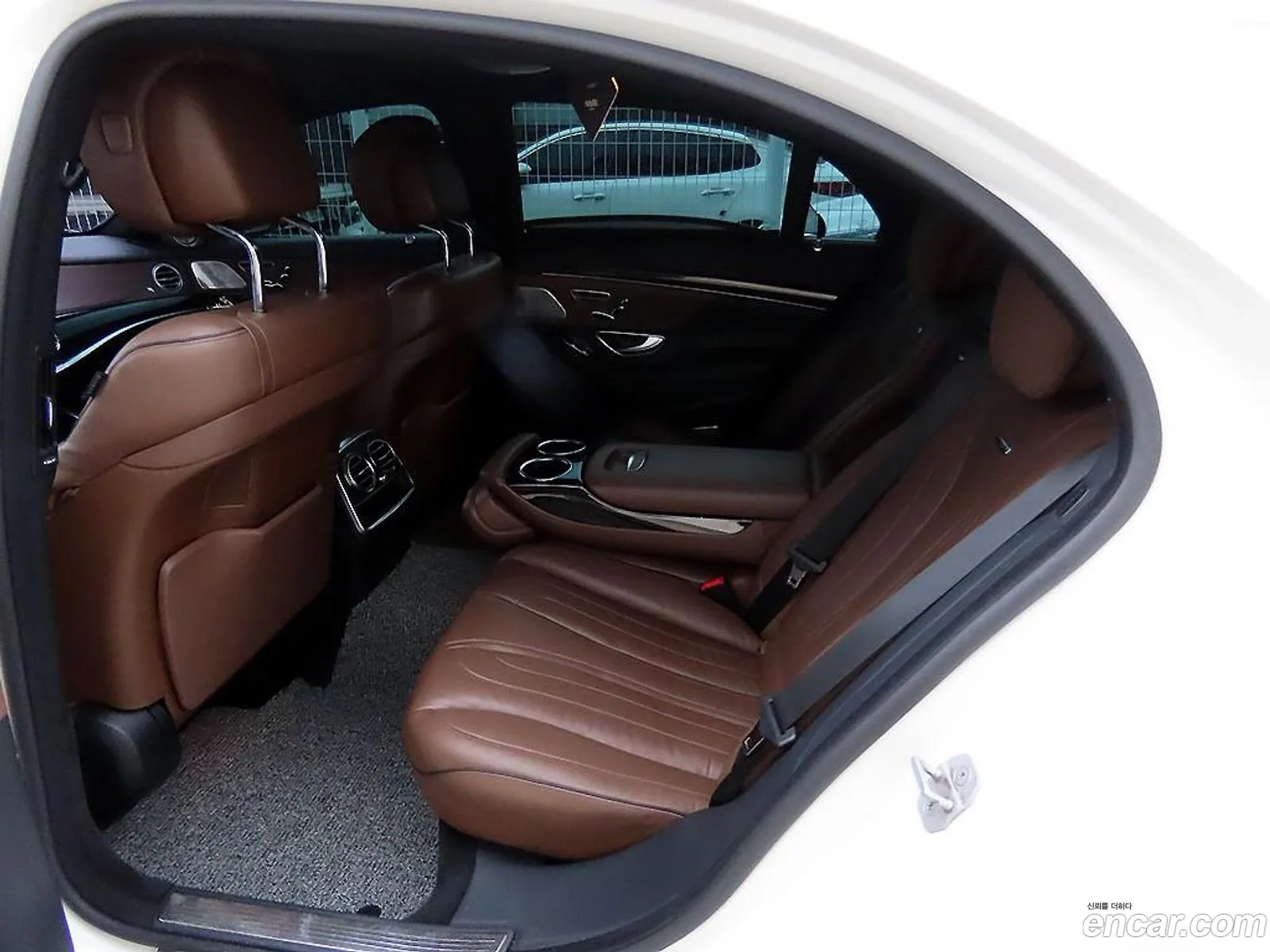 Mercedes-Benz S-Class W222 2014 — 17