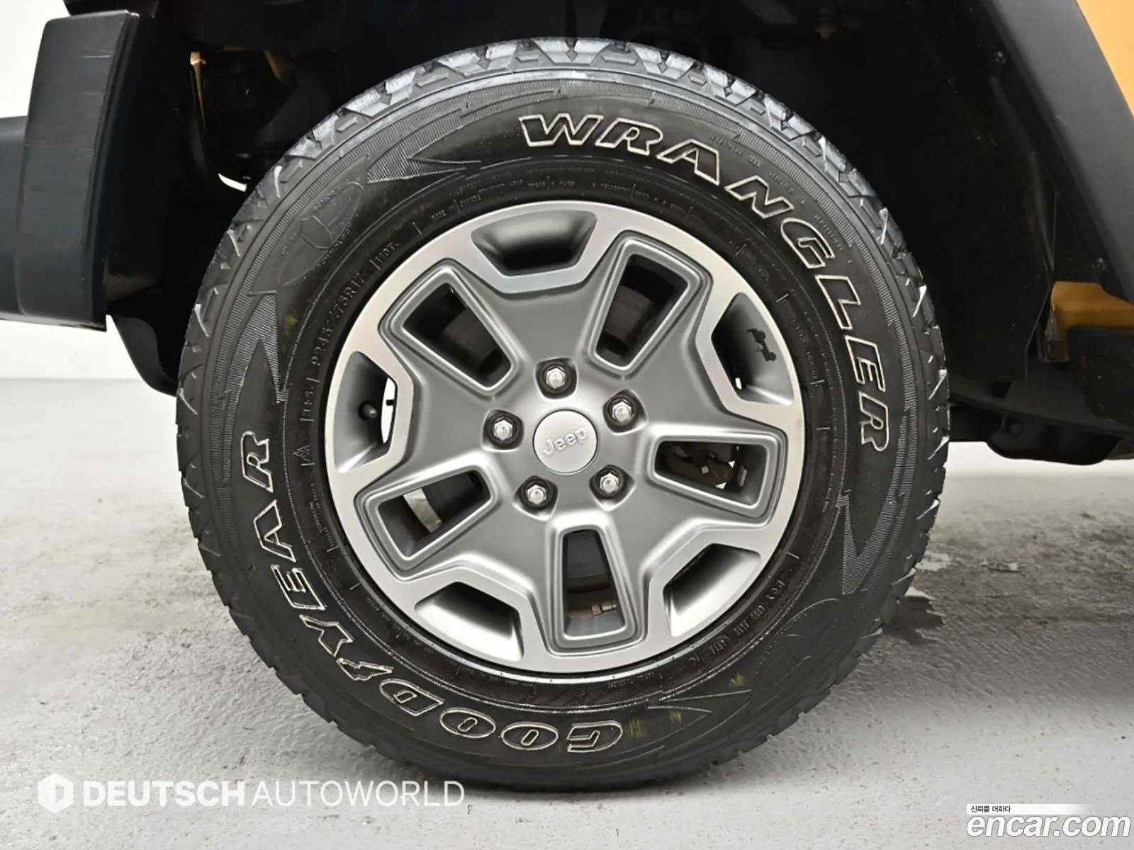 Jeep Wrangler 2014 — 11