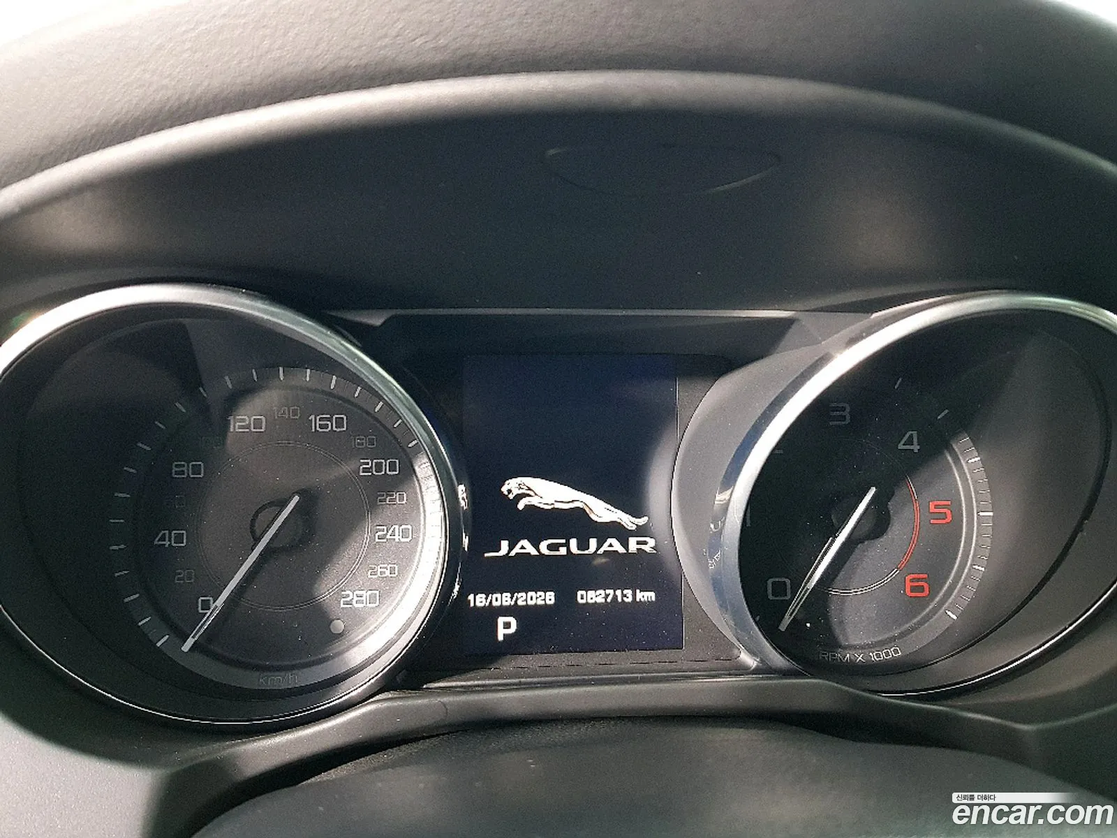 Jaguar XE 2016 — 20
