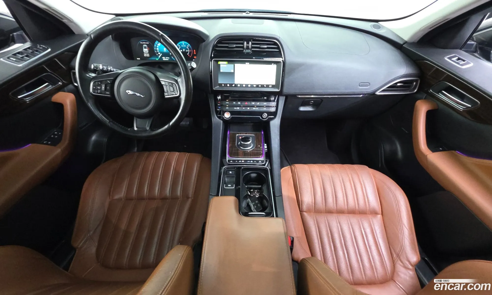 Jaguar F-Pace 2016 — 7