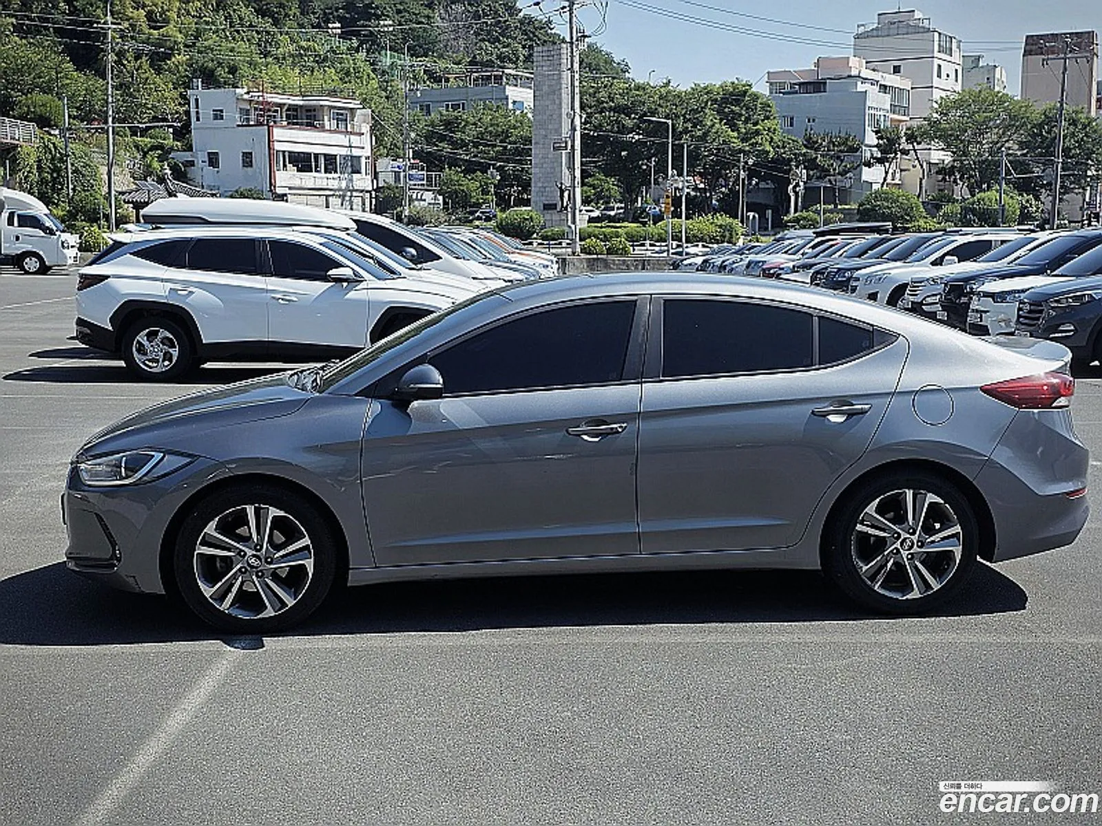 Hyundai Elantra AD 2018 — 3