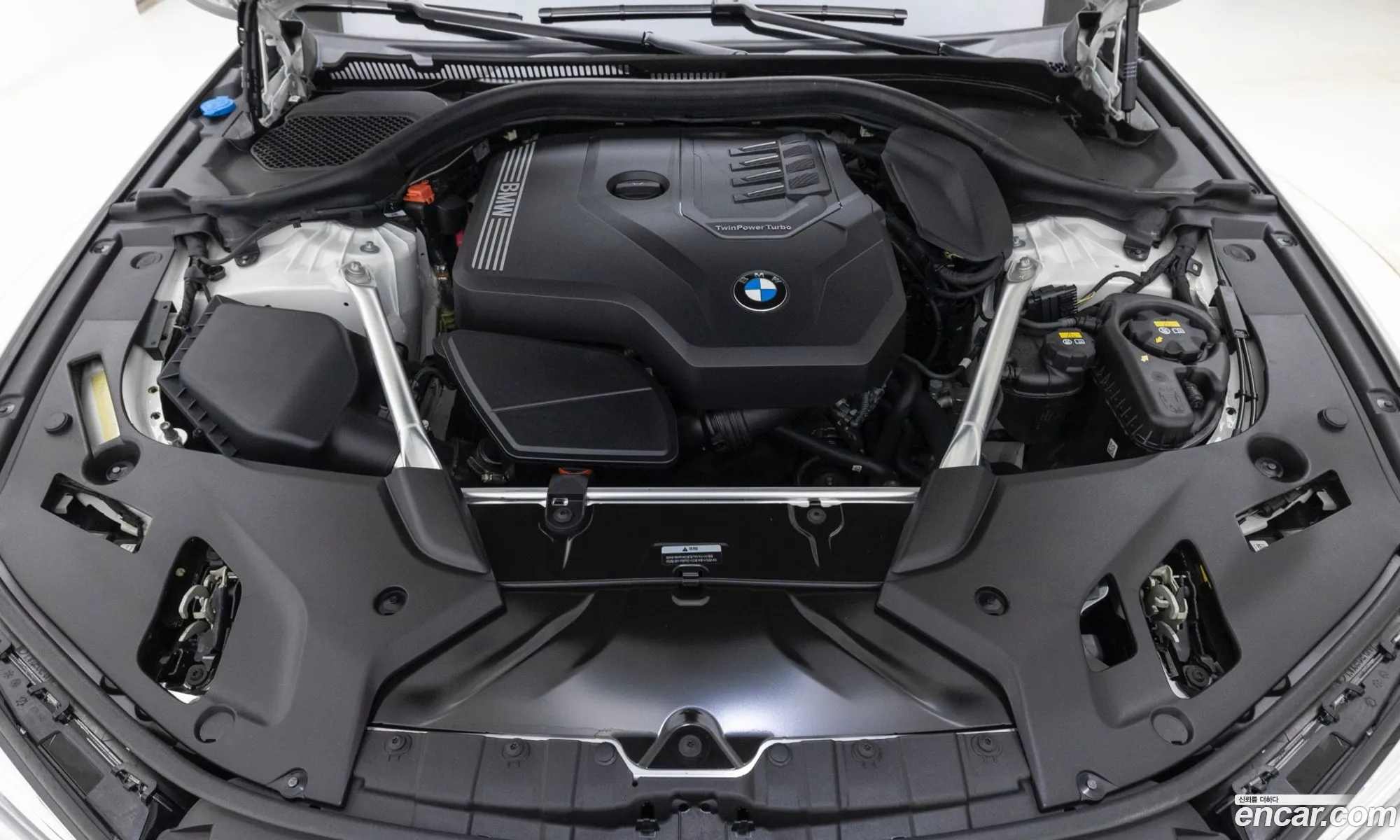BMW 5 Series 2022 — 3