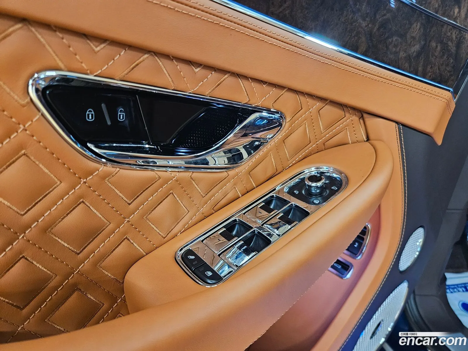 Bentley Continental GT 2023 — 4