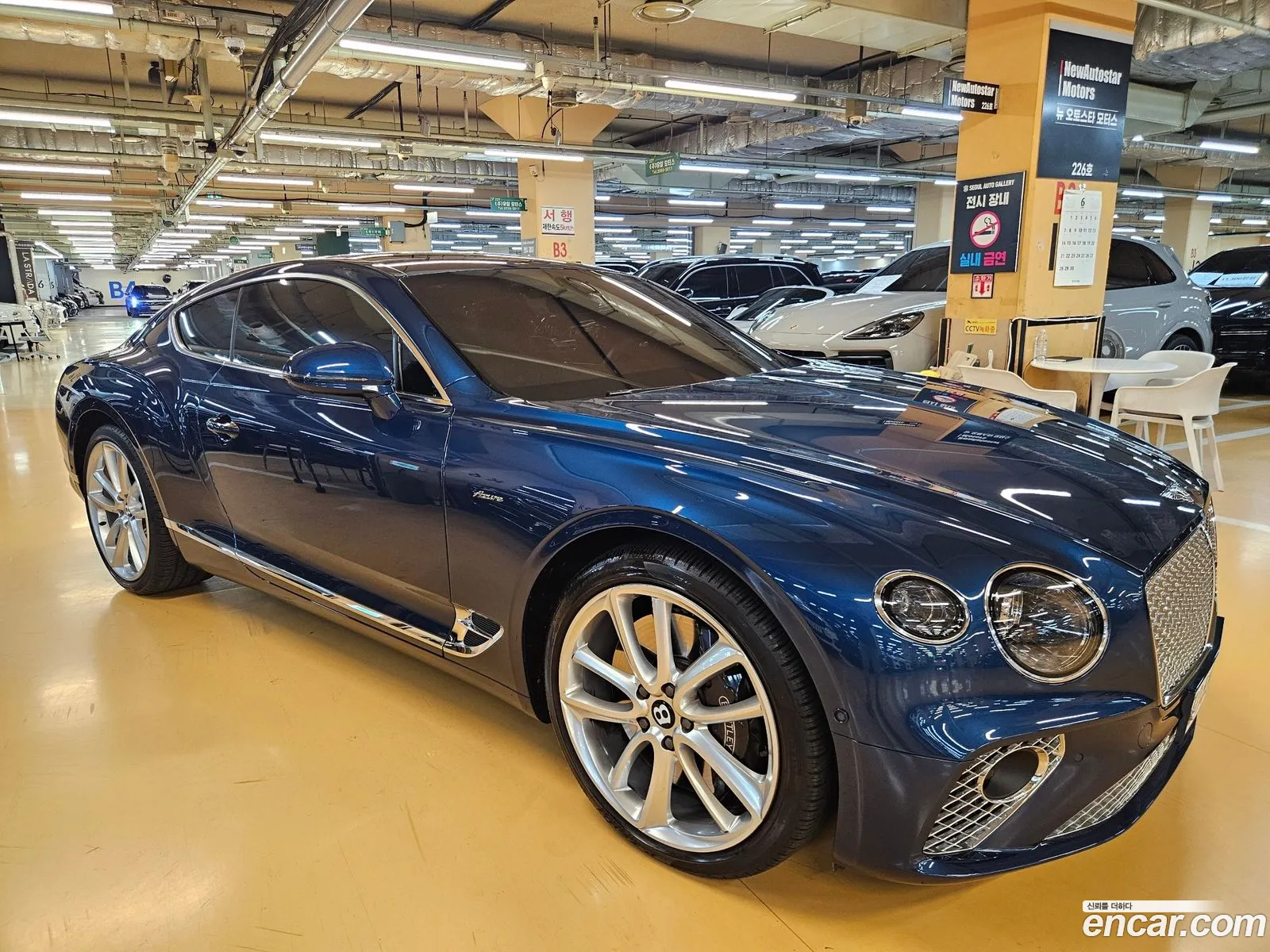 Bentley Continental GT 2023 — 10