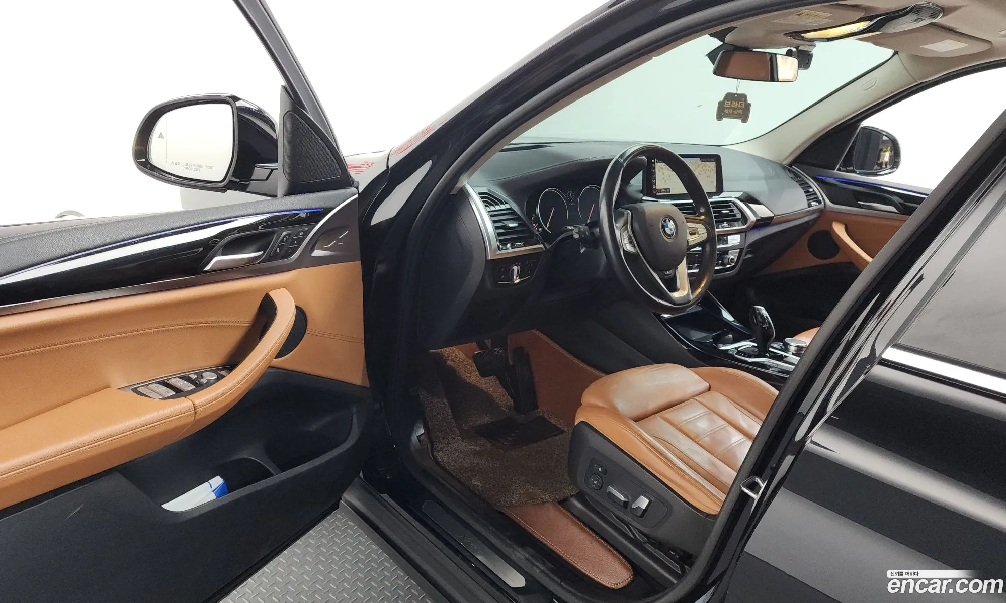 BMW X3 2019 WBATX3107KLF52766 — 2