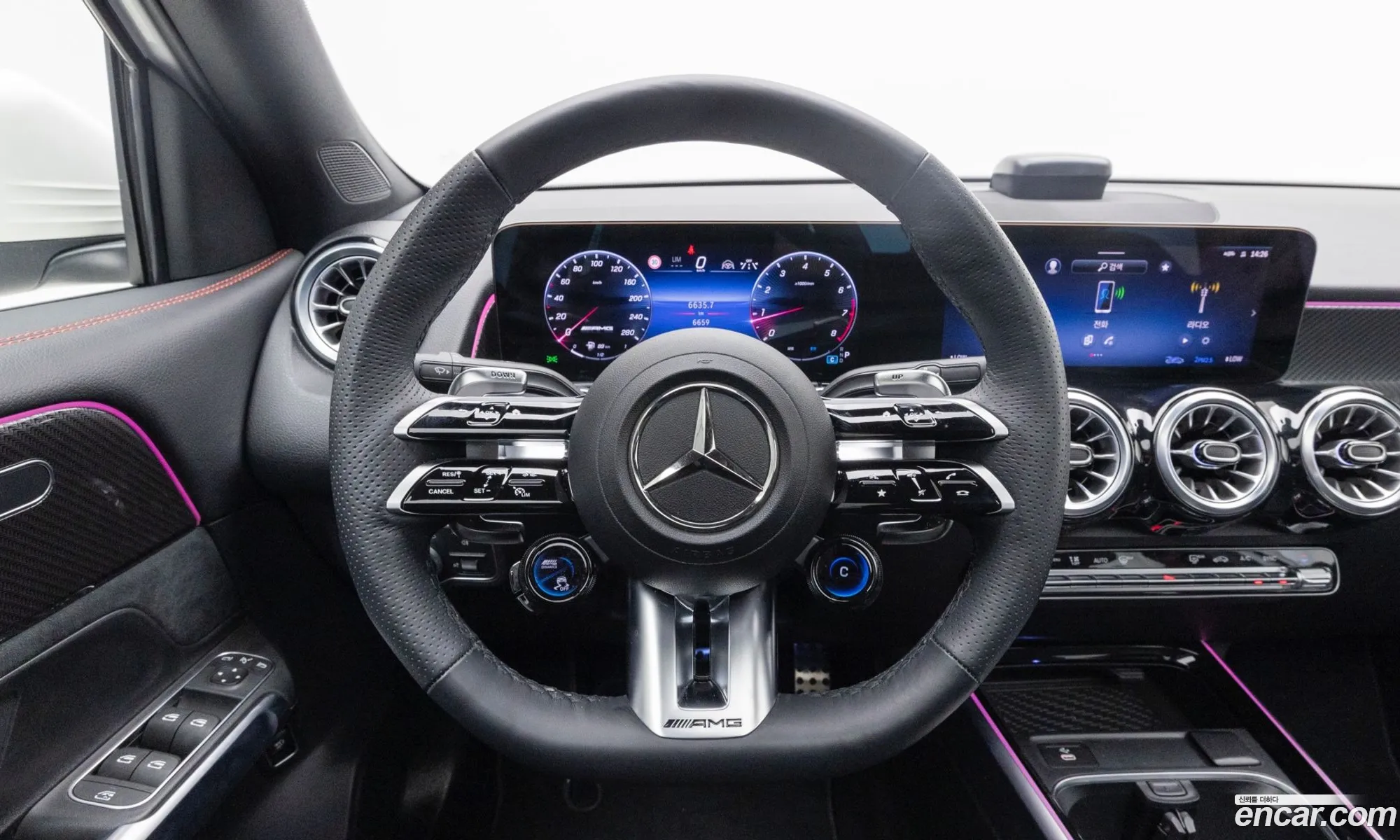 Mercedes-Benz GLB-Class X247 2025 — 9