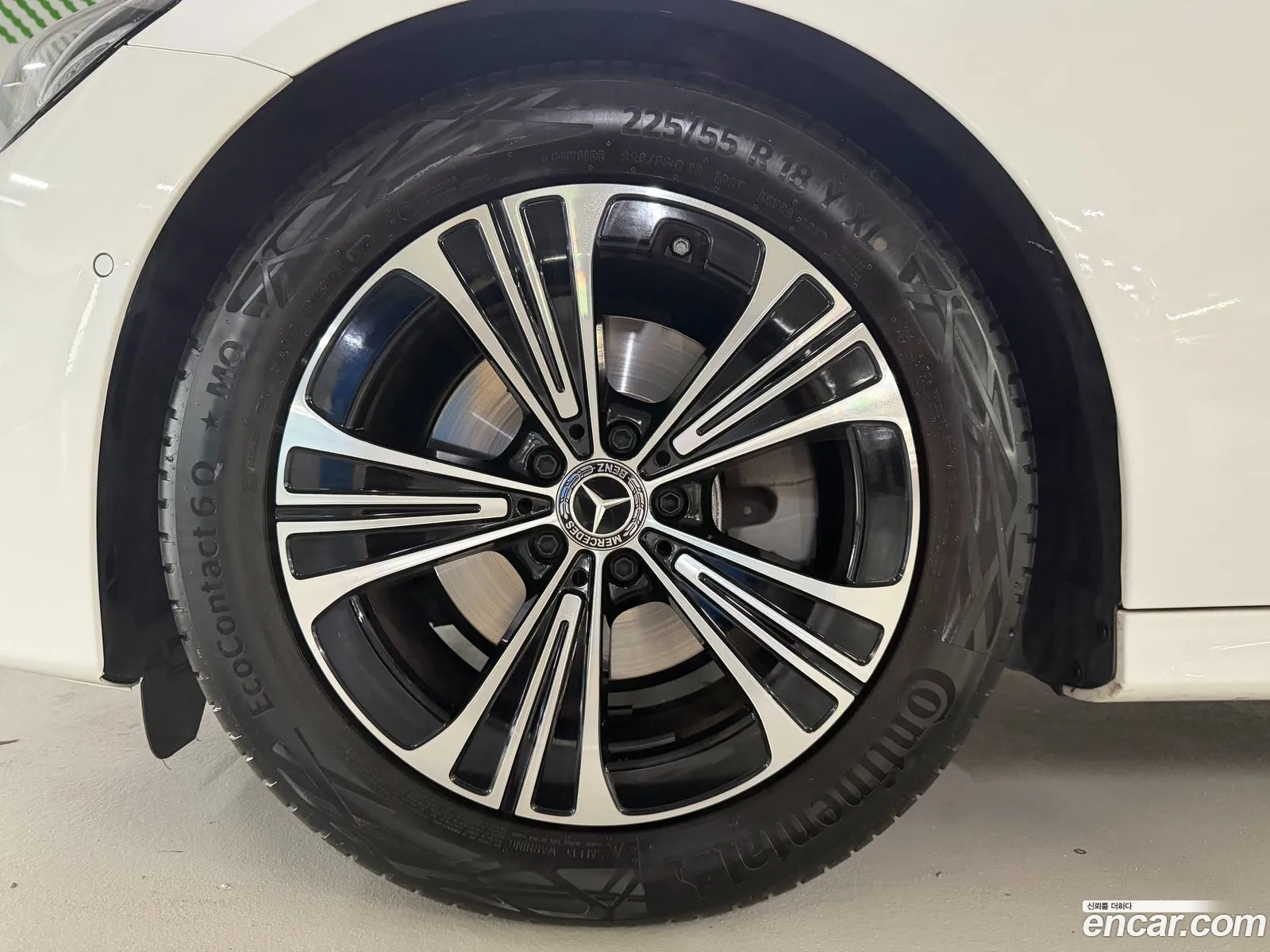 Mercedes-Benz E-Class W214 2024 — 10