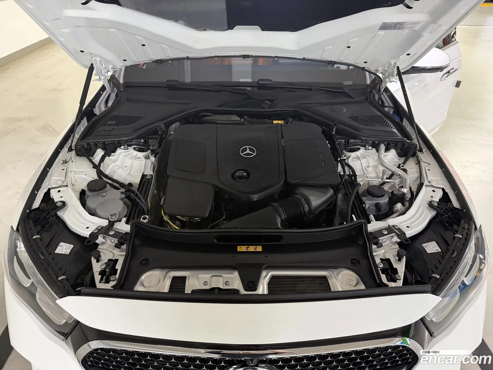 Mercedes-Benz E-Class W214 2024 — 15