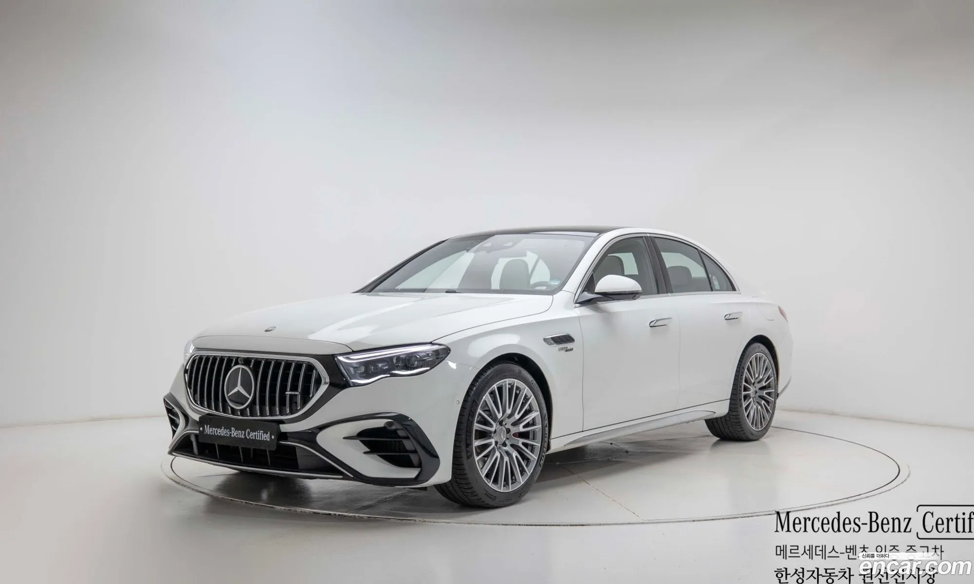 Mercedes-Benz E-Class W214 2025 — 19