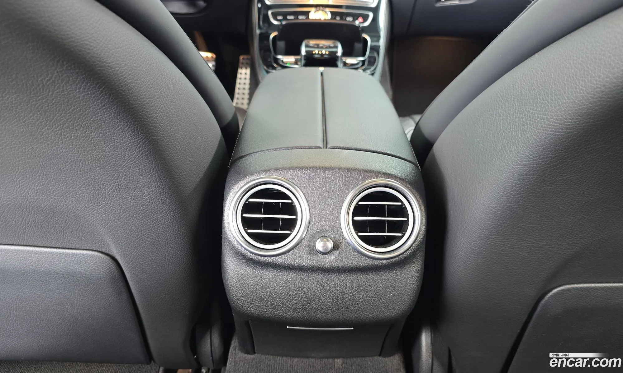 Mercedes-Benz E-Class W213 2017 — 30