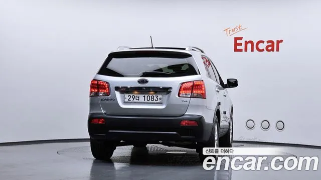 Kia Sorento R 2009 — 3