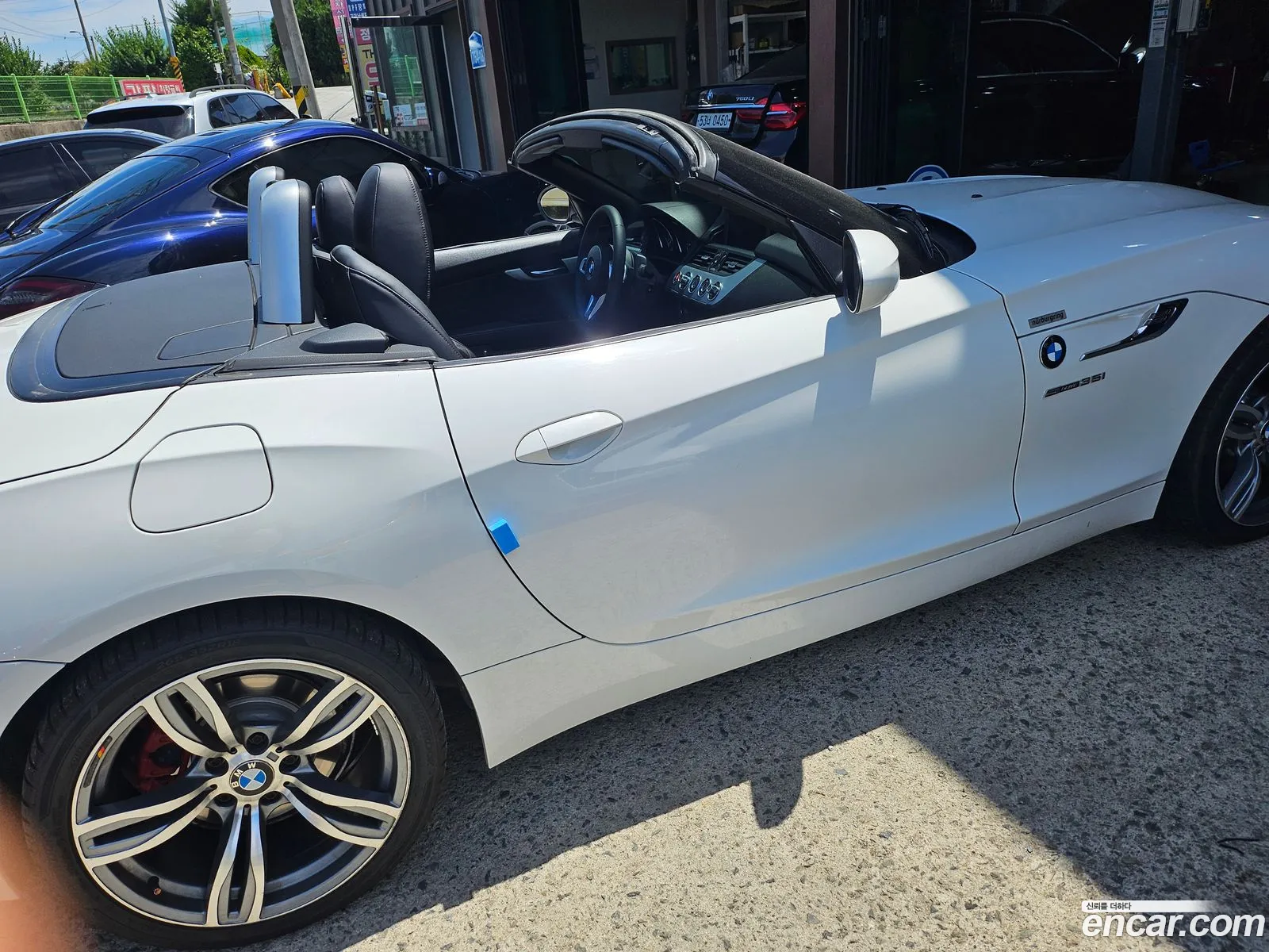 BMW Z4 2011 — 7