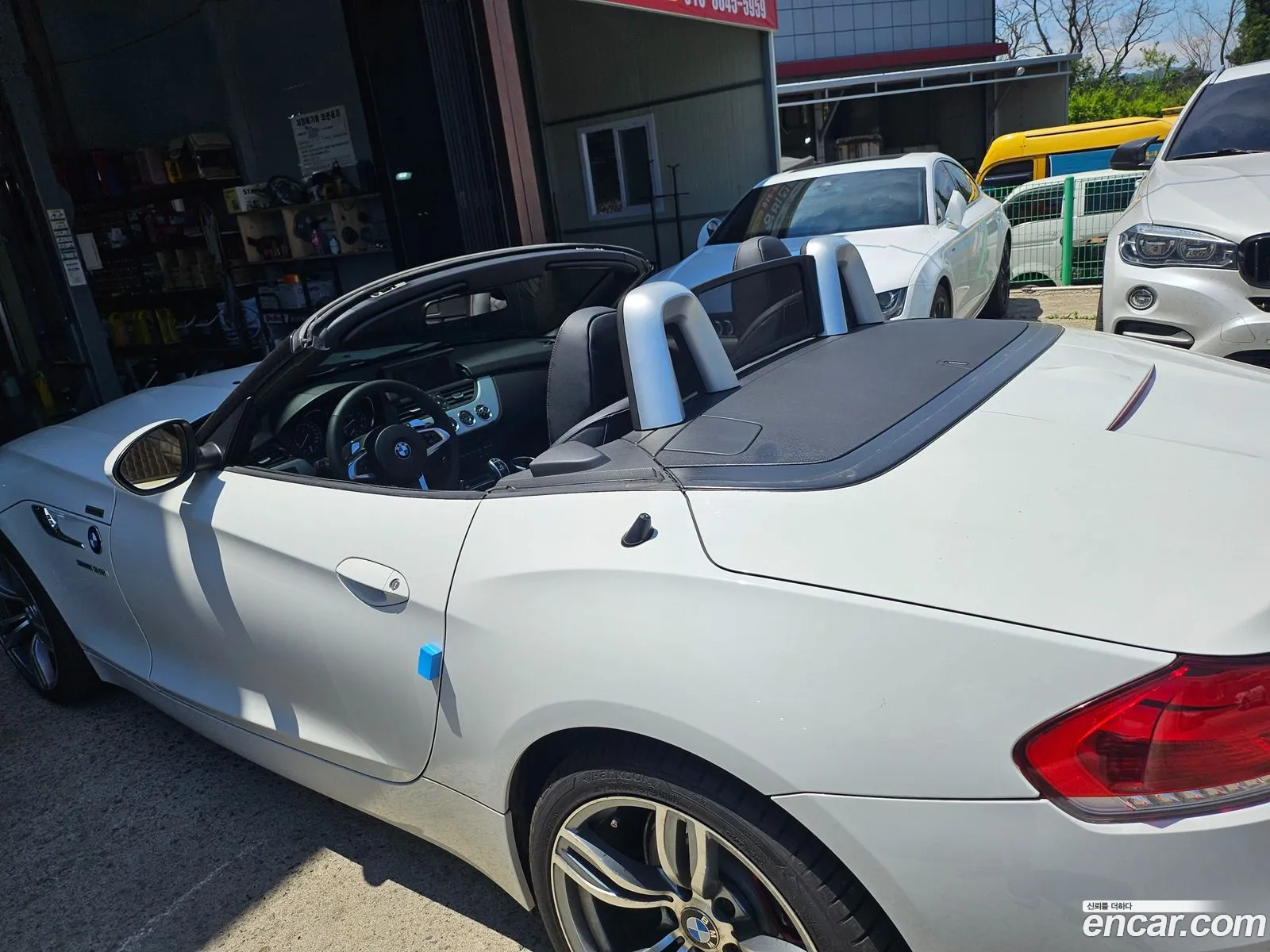BMW Z4 2011 — 6