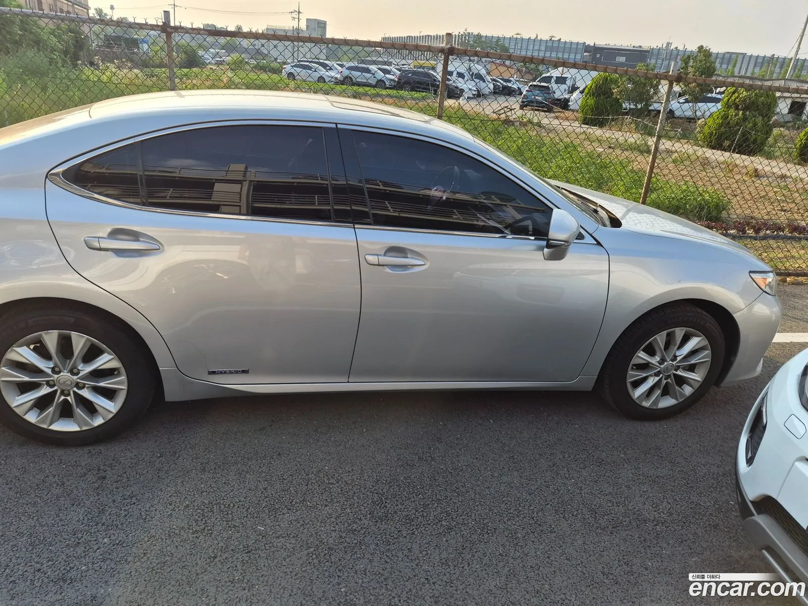Lexus ES300h 2015 — 15