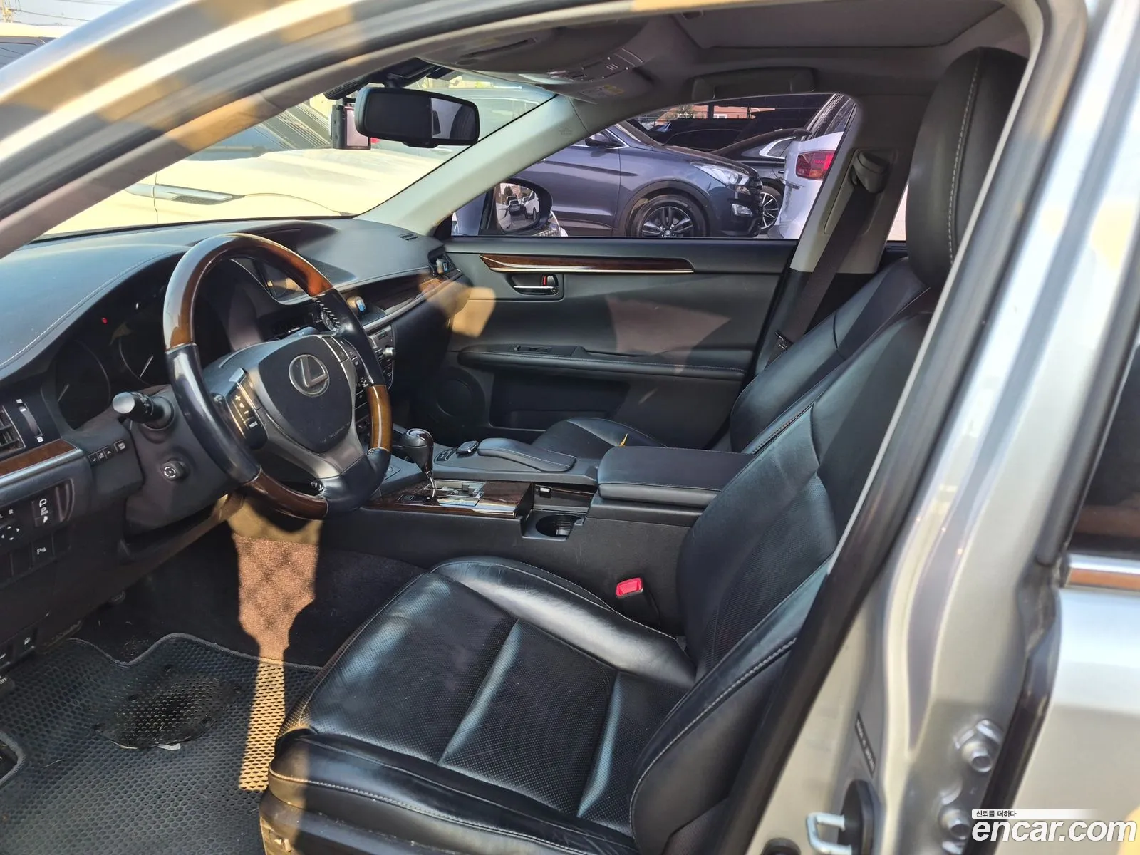 Lexus ES300h 2015 — 5