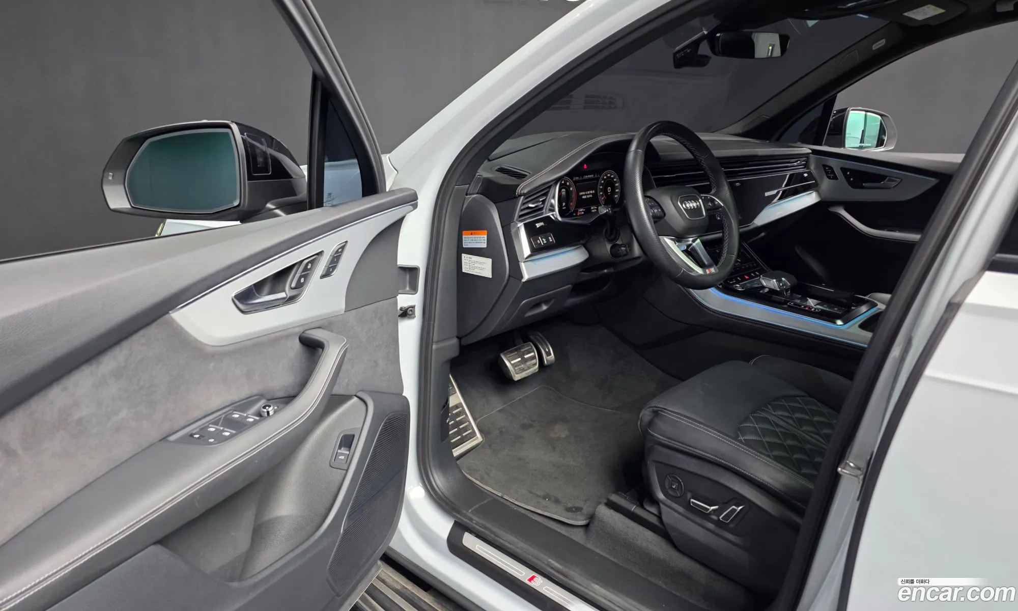 Audi Q7 2023 WAUZZZ4M6PD003838 — 11