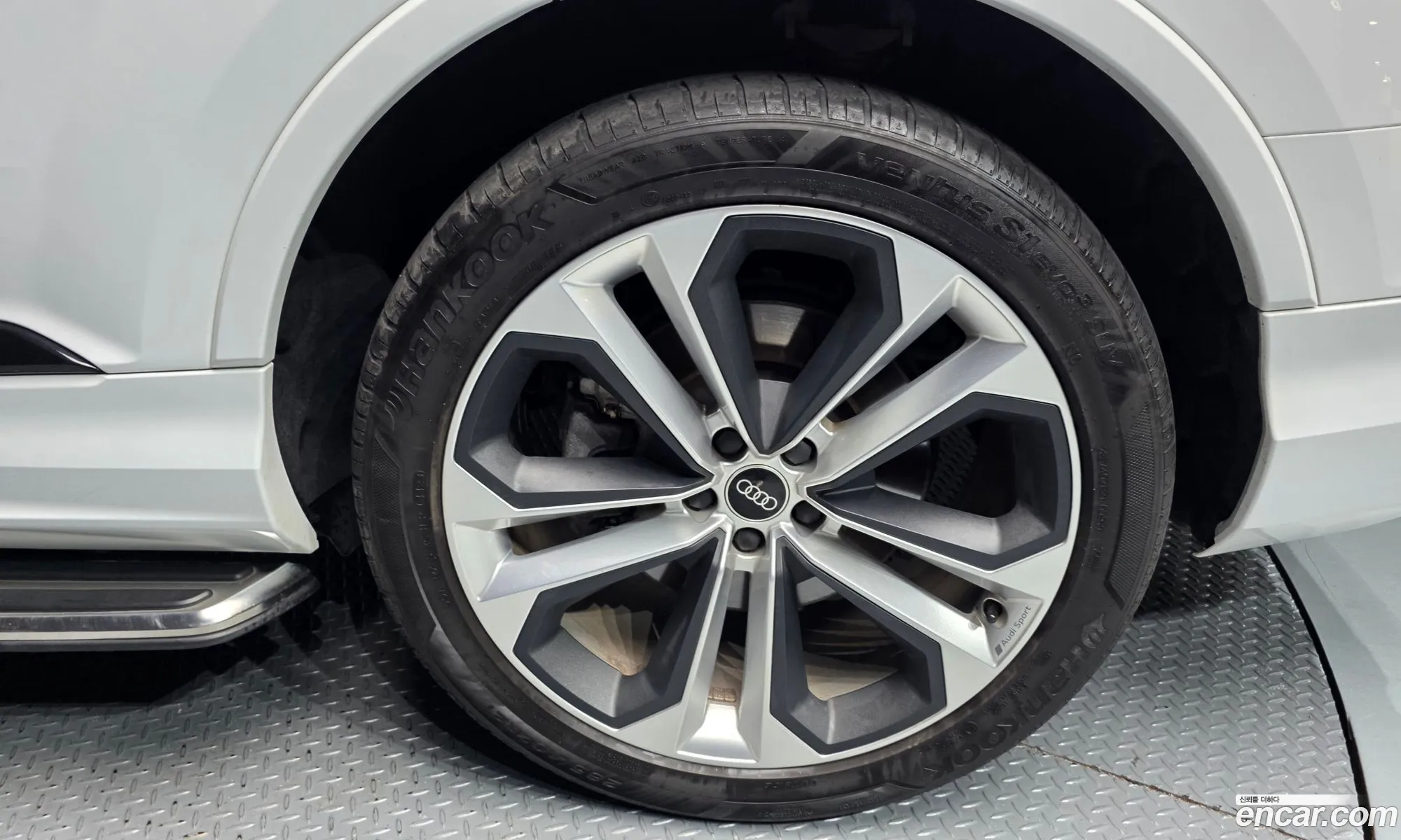 Audi Q7 2023 WAUZZZ4M6PD003838 — 36