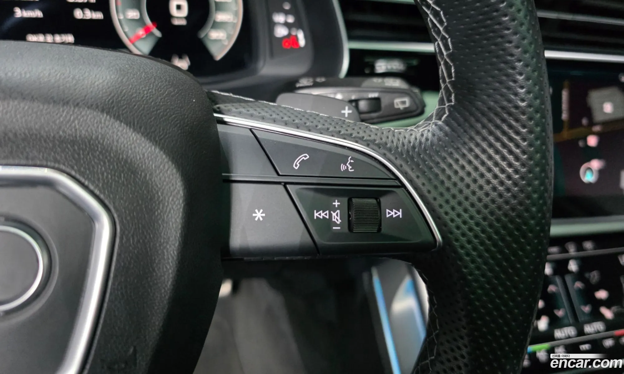 Audi Q7 2023 WAUZZZ4M6PD003838 — 34