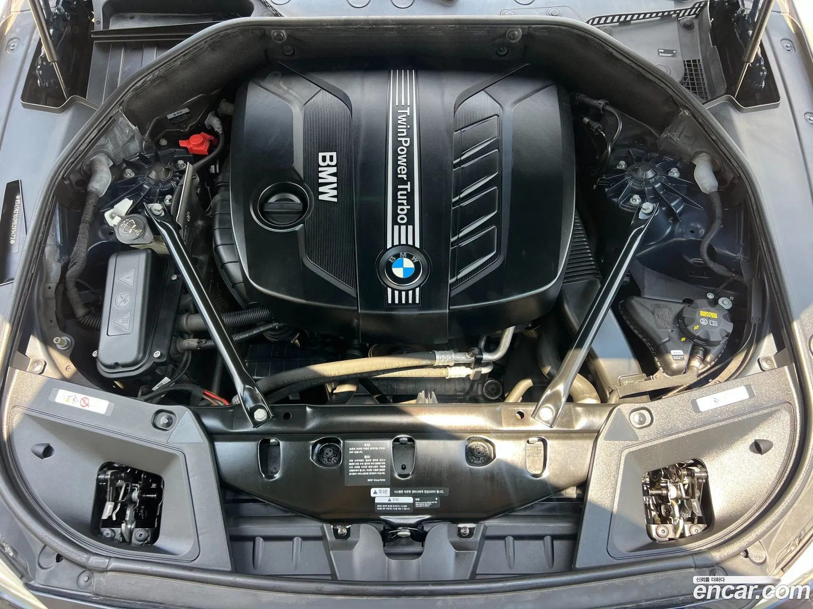 BMW 5 Series GT 2017 — 6