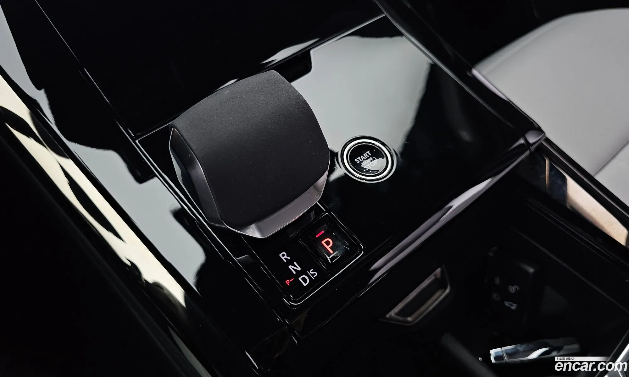 Land Rover Range Rover Sport 2025 — 30