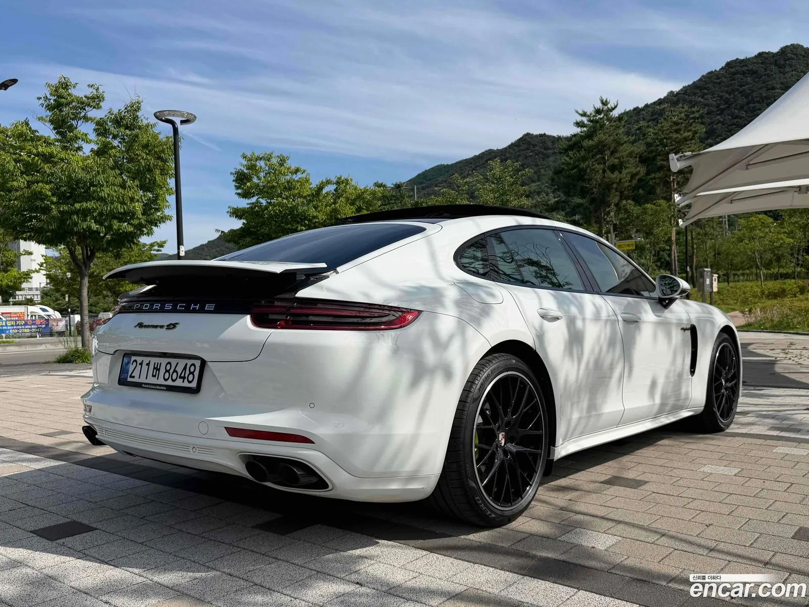Porsche Panamera 2018 — 17