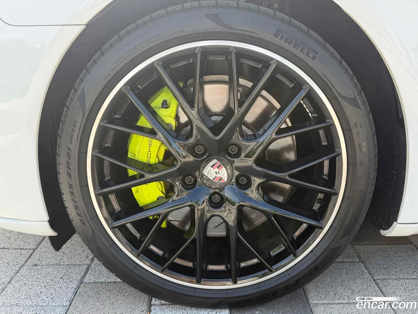 Porsche Panamera 2018 — 18