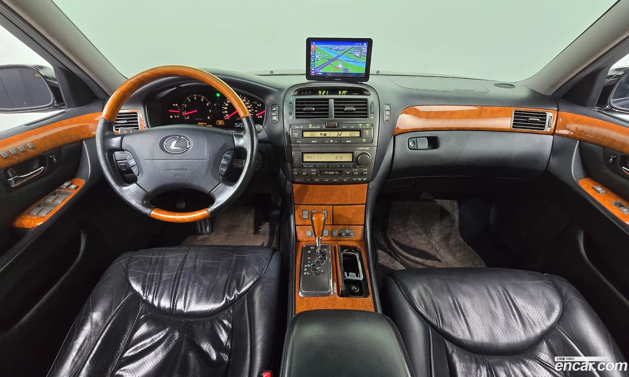 Lexus LS430 2003 JTHBN30F130121543 — 14