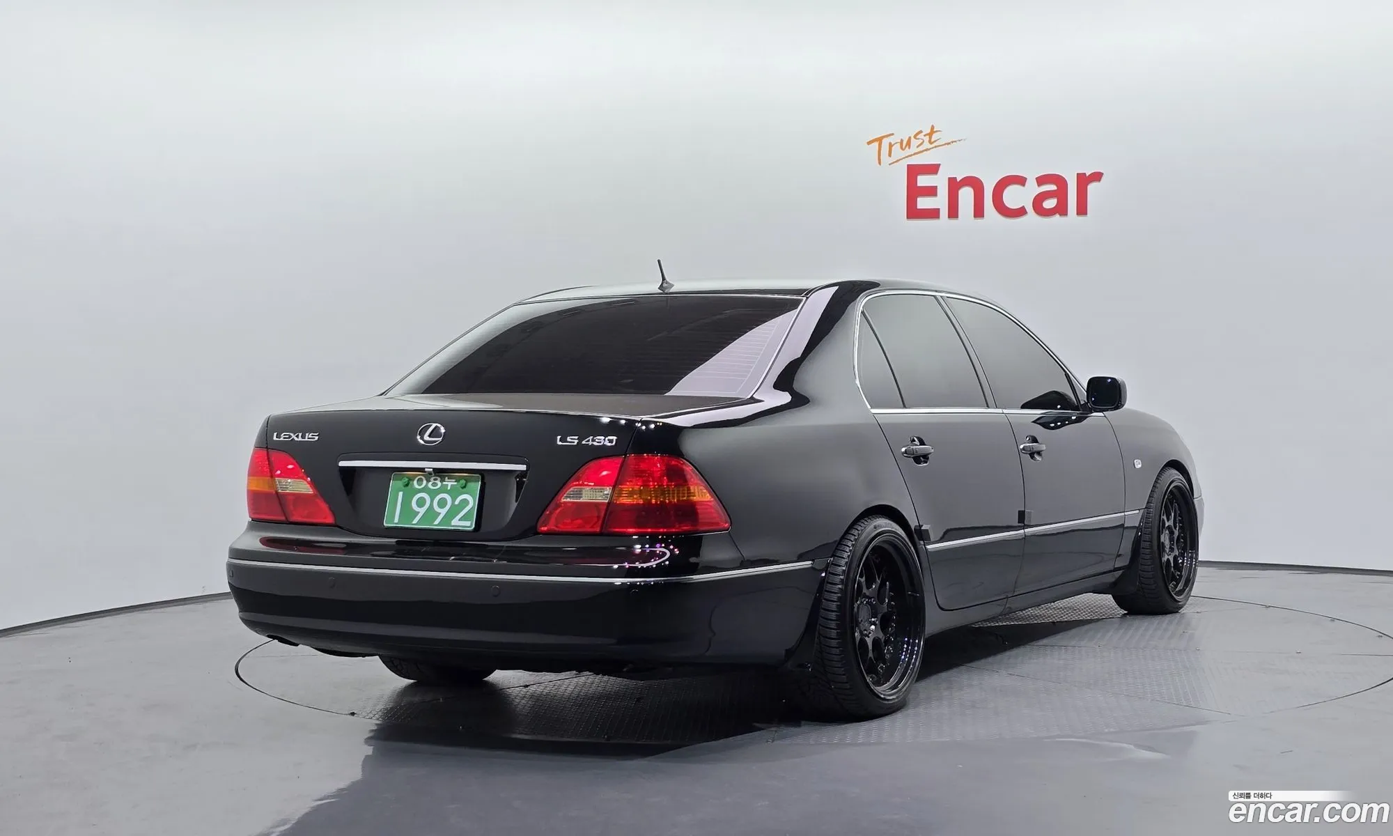 Lexus LS430 2003 JTHBN30F130121543 — 2
