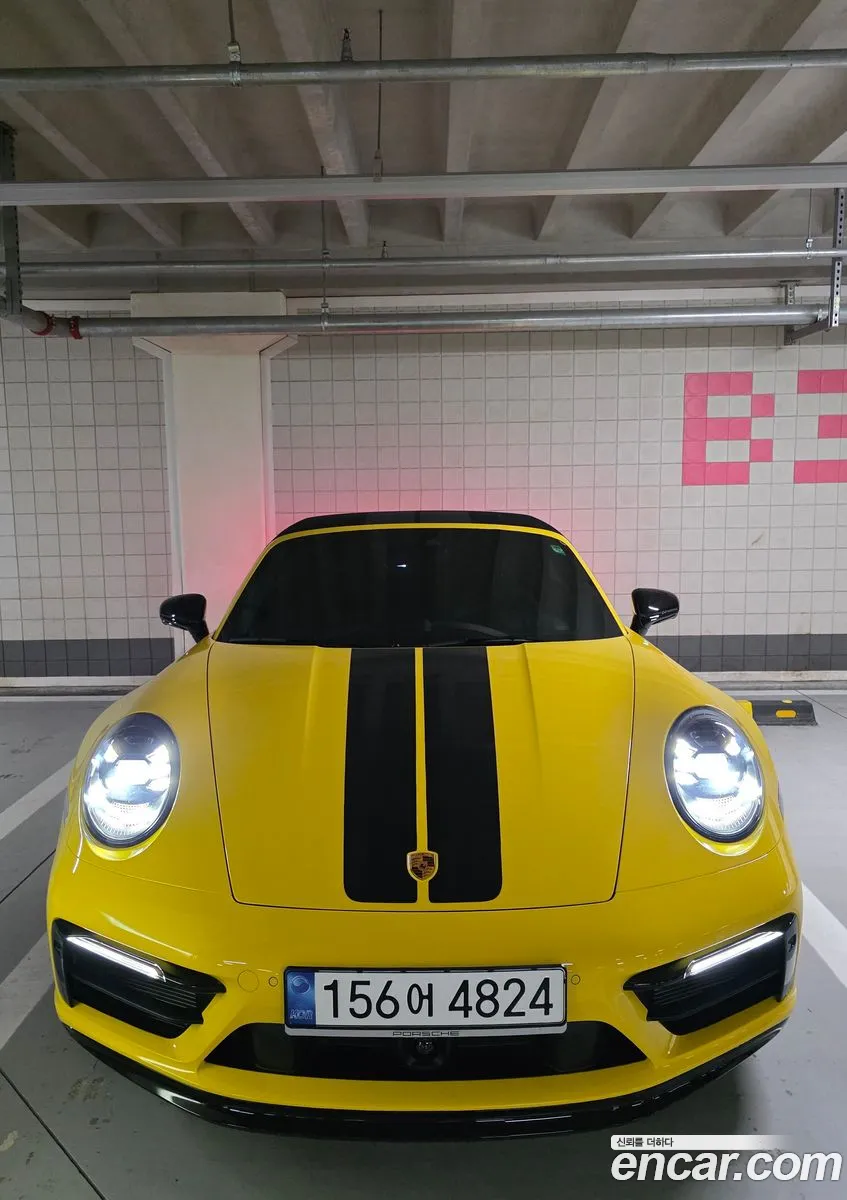 Porsche 911 2022 — 8