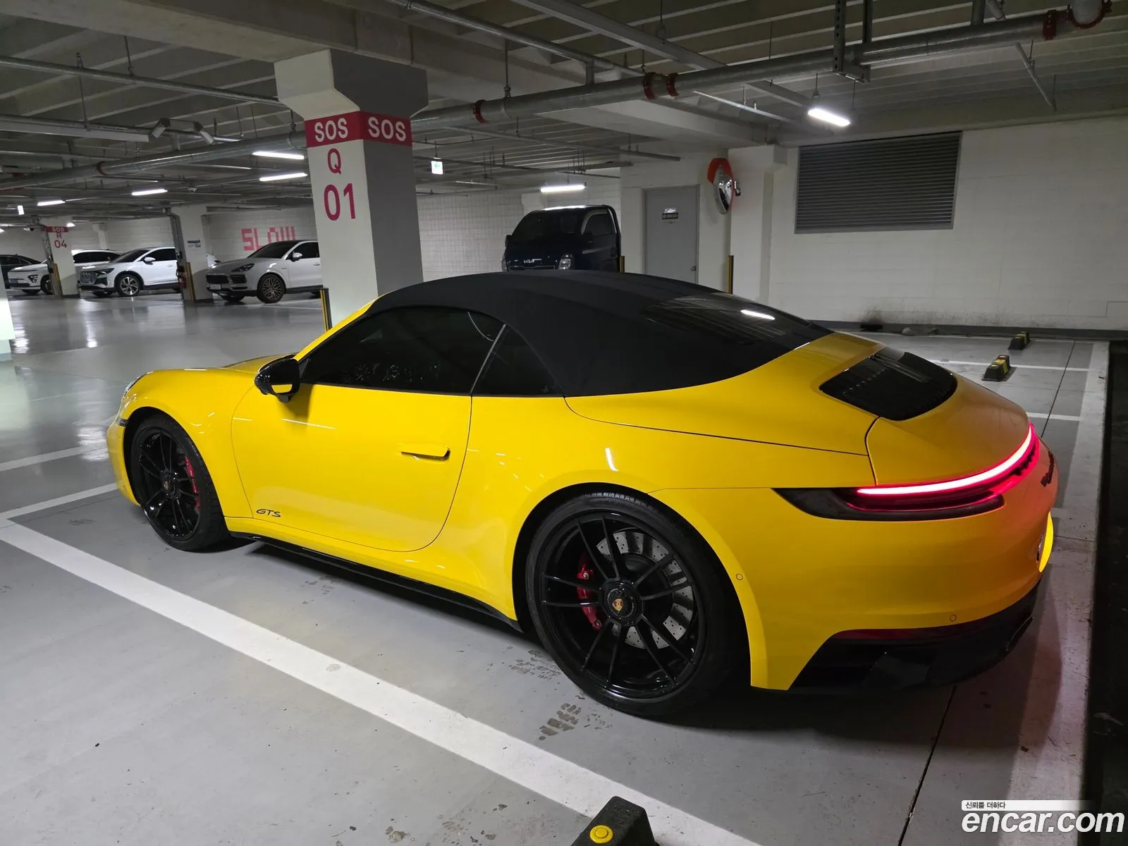 Porsche 911 2022 — 11