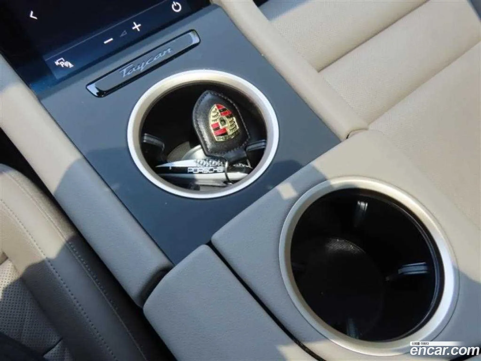 Porsche Taycan 2023 — 4