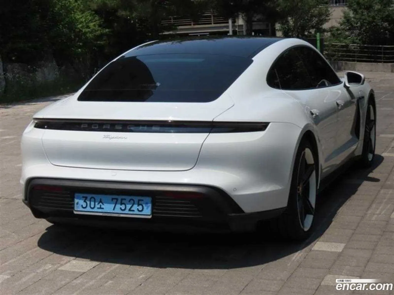 Porsche Taycan 2023 — 6