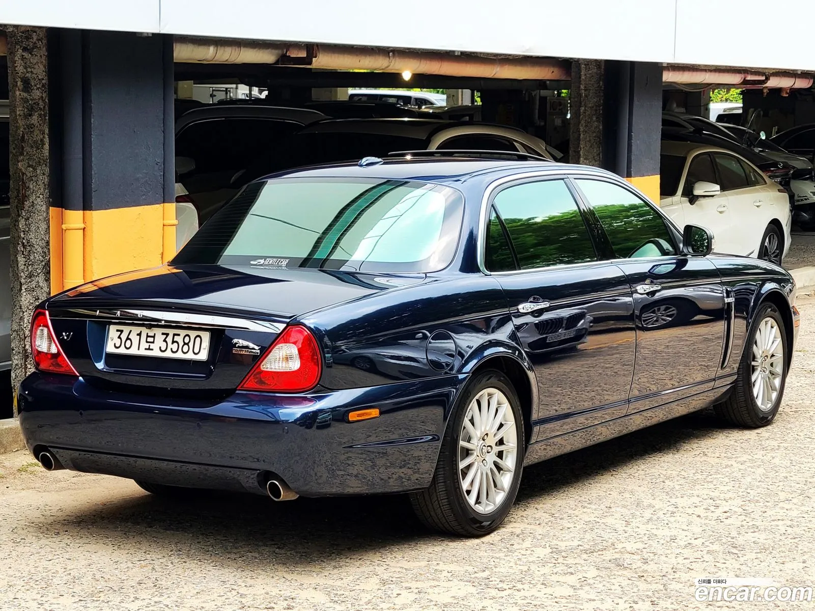 Jaguar XJ 2008 — 16