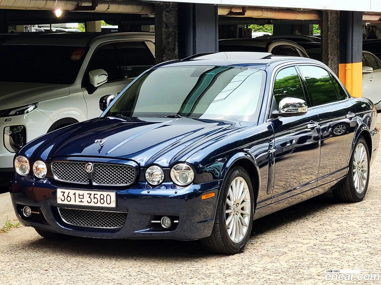 Jaguar XJ 2008 — 13