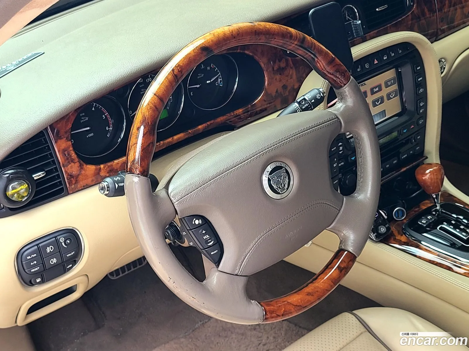 Jaguar XJ 2008 — 8