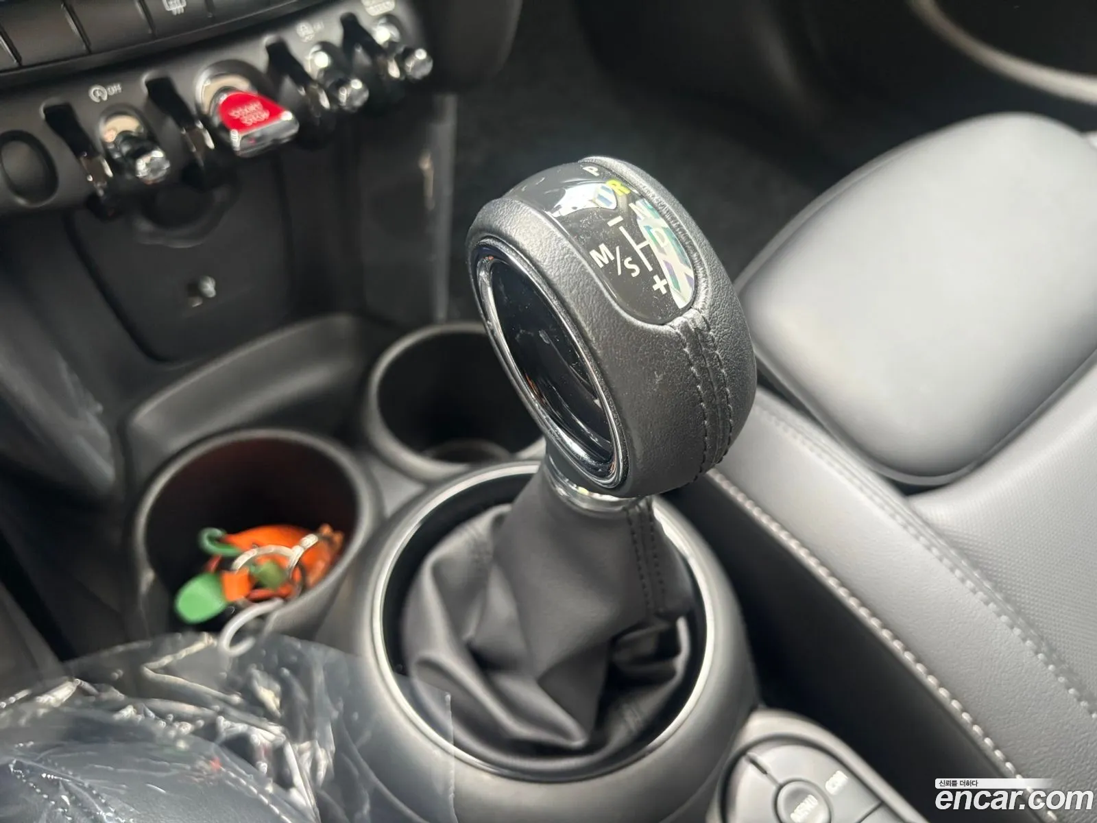 Mini Cooper 2019 — 14